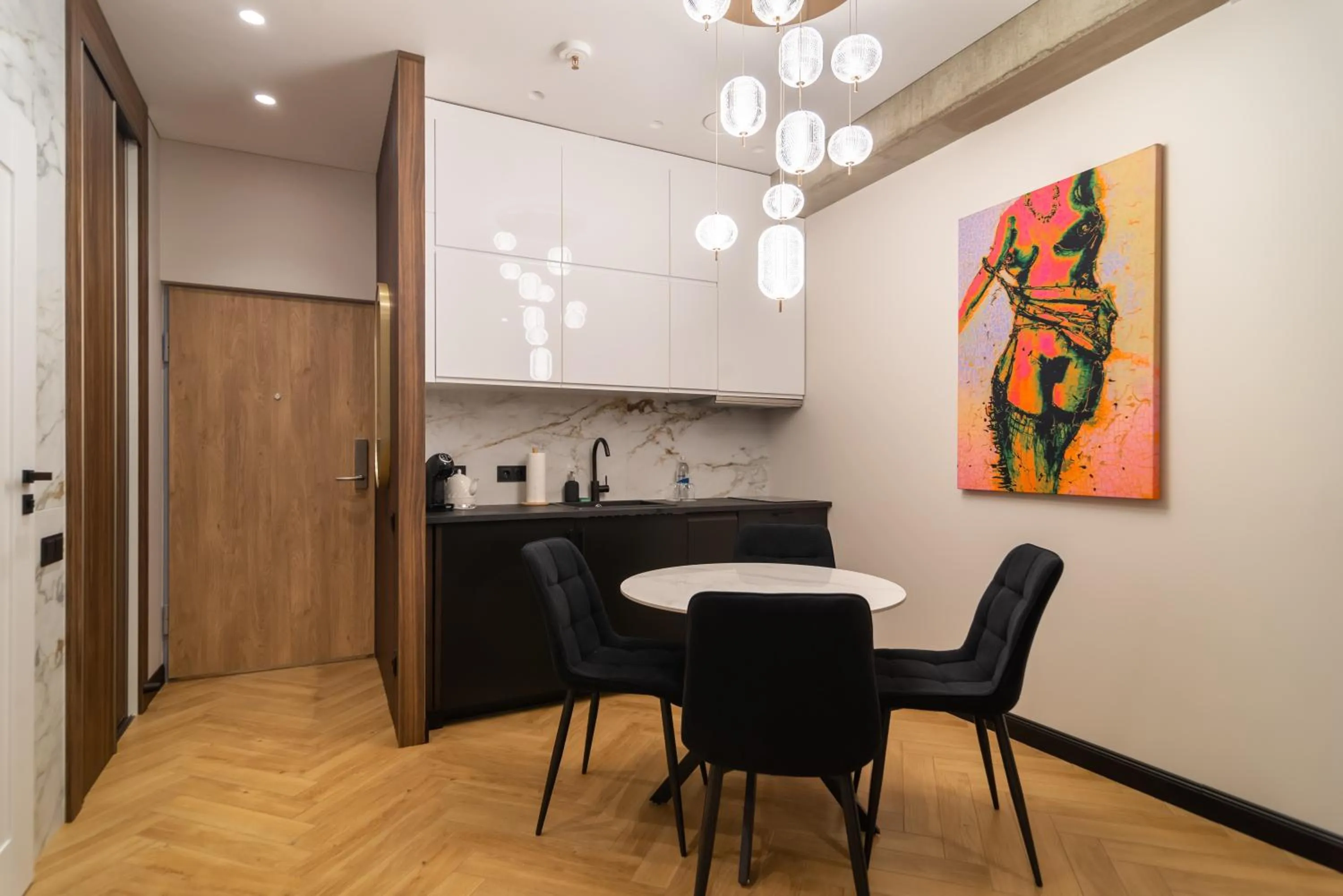 Kitchen or kitchenette in Aparthotel Nemunas