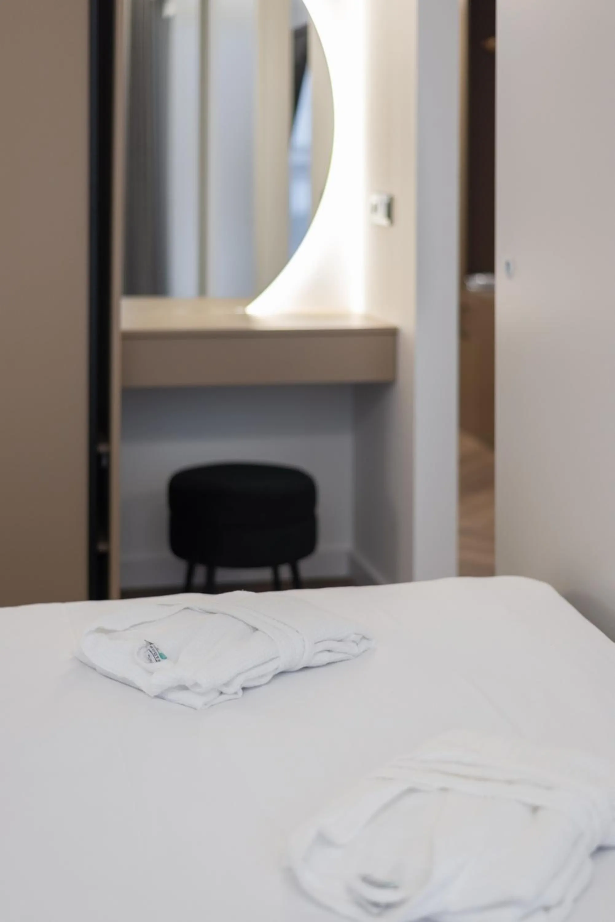 Decorative detail, Bed in Aparthotel Nemunas