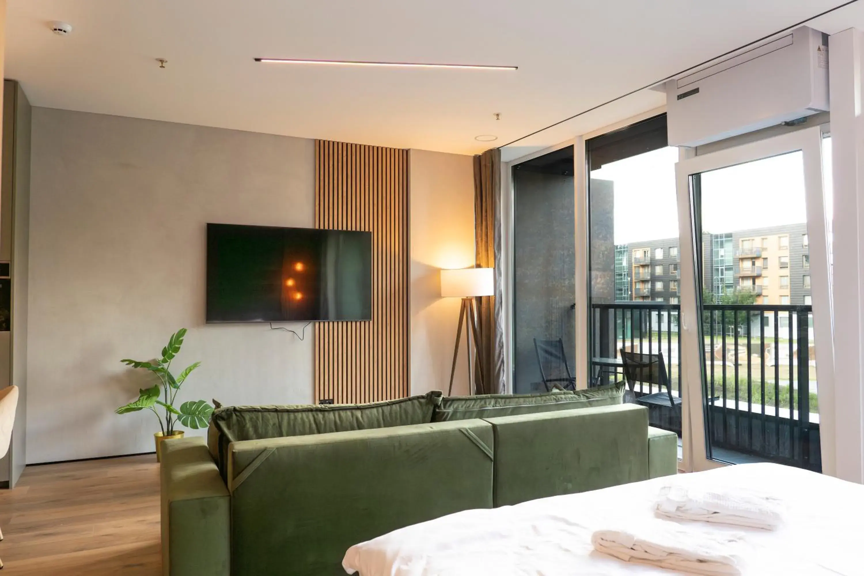 Deluxe Apartment with Balcony - Sauna and hot Tub Access in Leisure Area in Aparthotel Nemunas Deluxe Apartment with Balcony - Sauna and hot Tub Access in Leisure Area in Aparthotel Nemunas