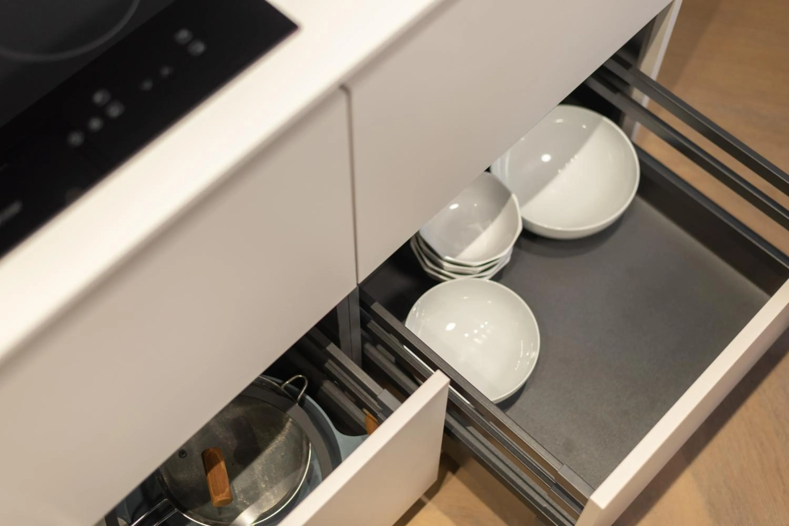 Coffee/tea facilities in Aparthotel Nemunas