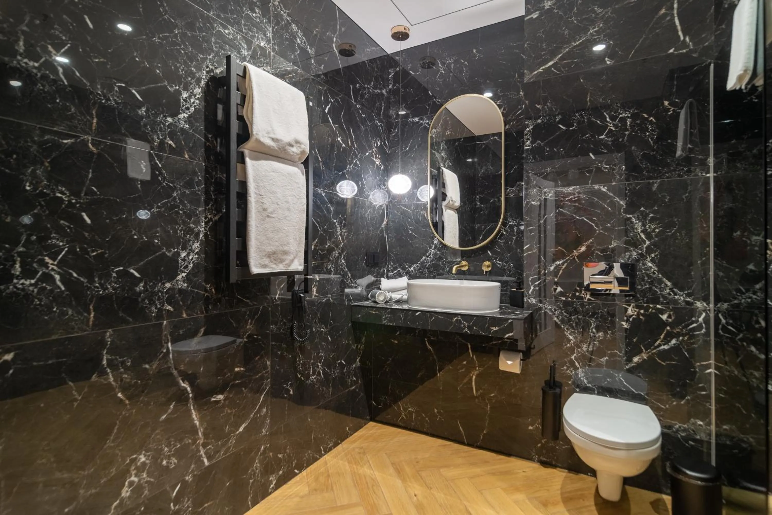 Shower in Aparthotel Nemunas