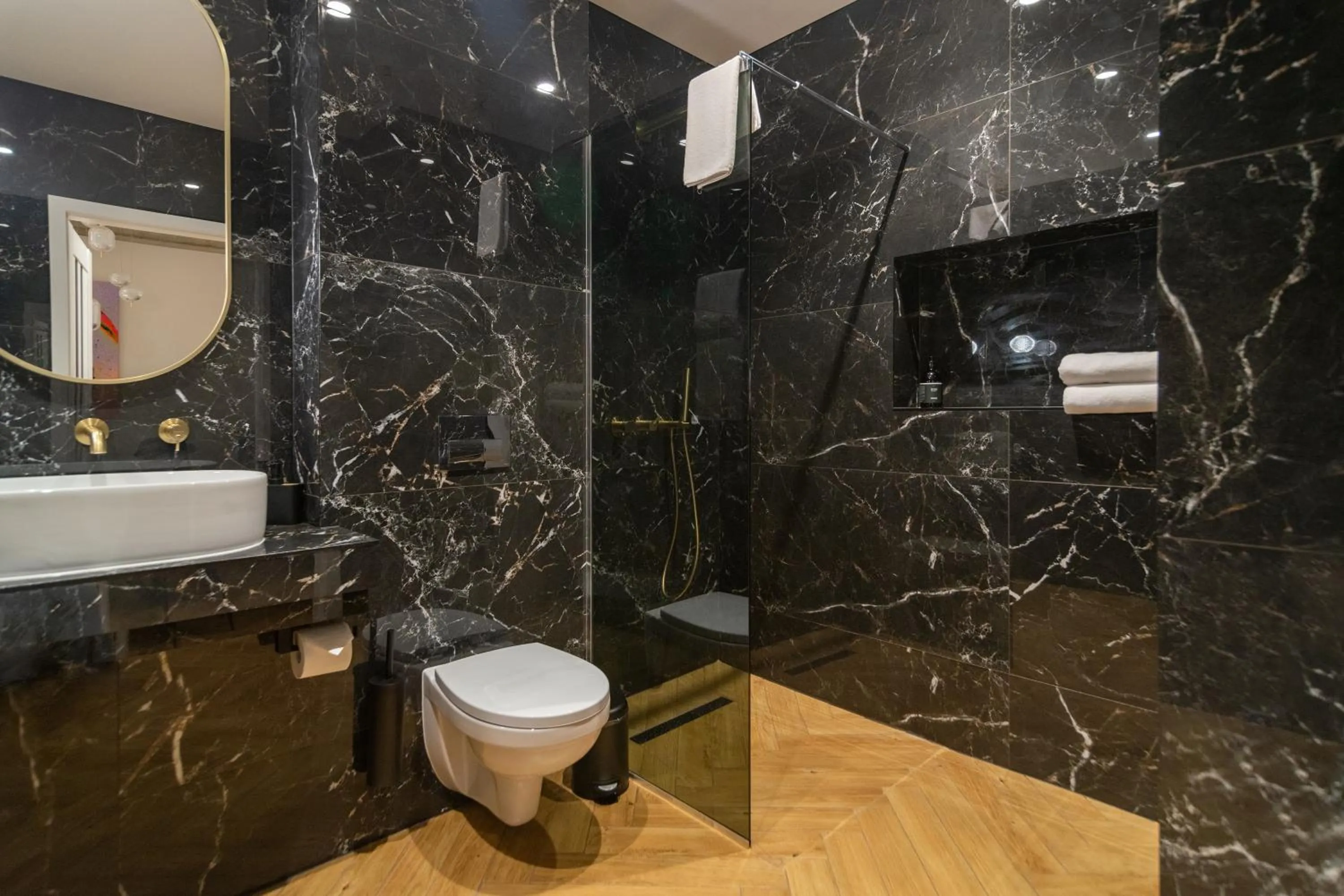 Shower in Aparthotel Nemunas