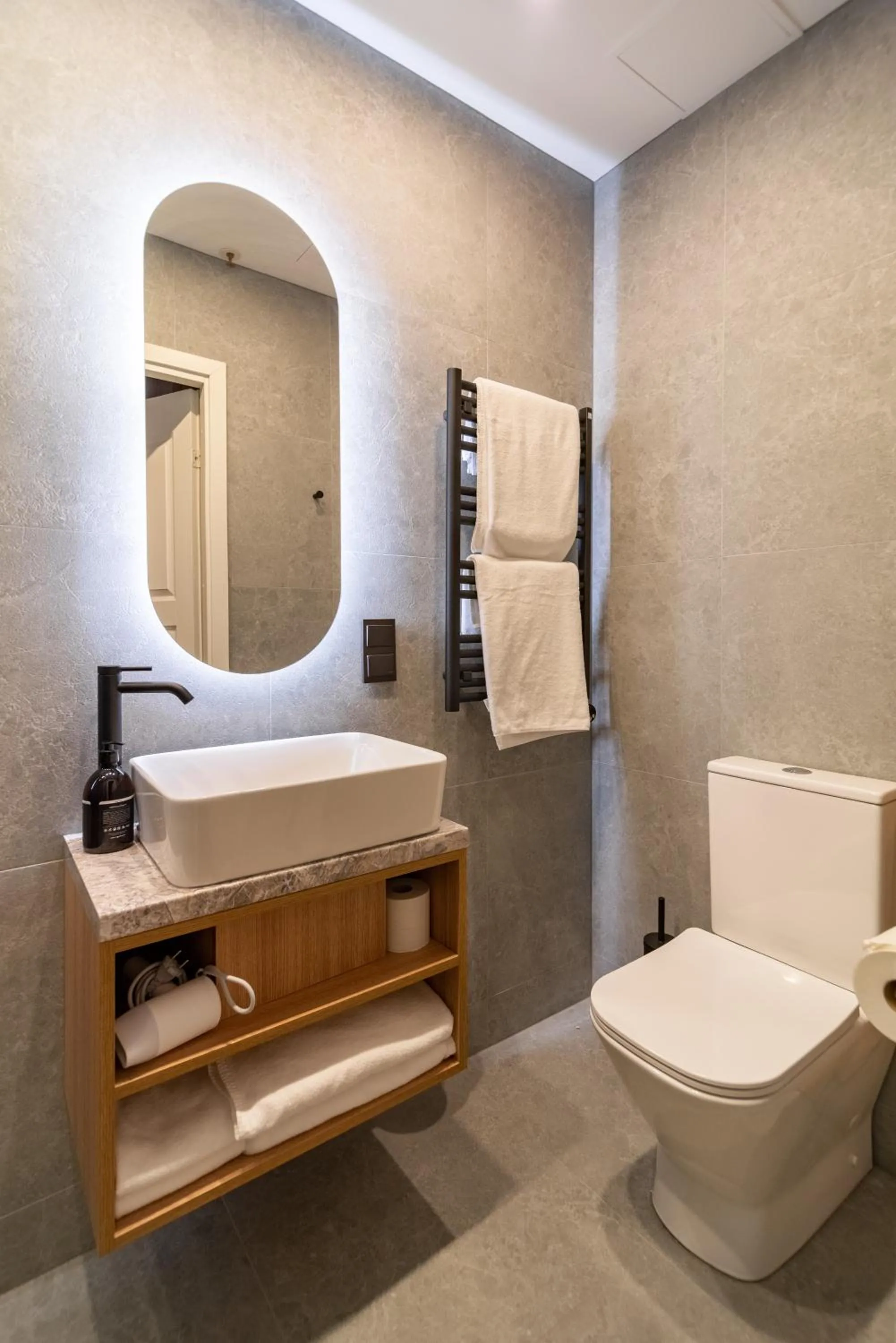 Shower in Aparthotel Nemunas