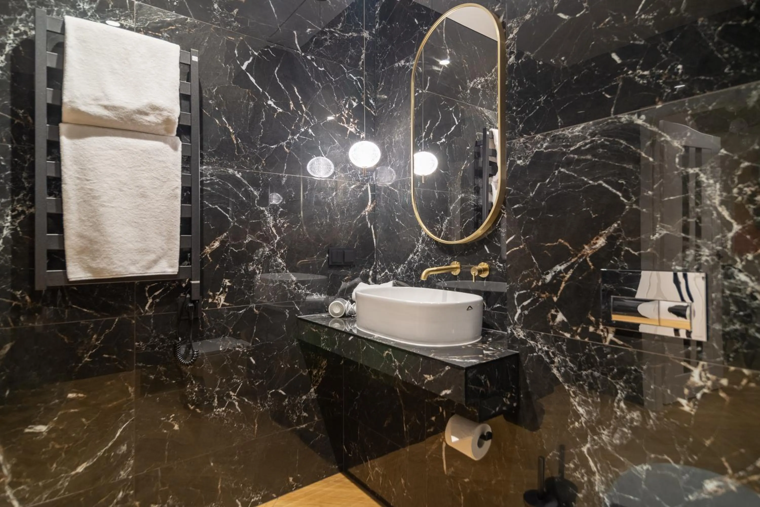 Shower in Aparthotel Nemunas