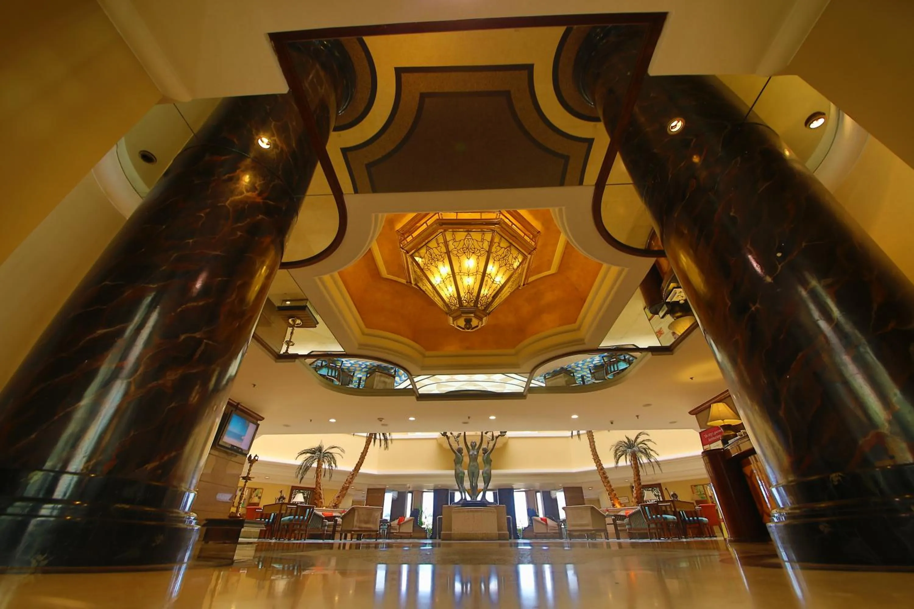 Lobby or reception in Welcomhotel by ITC Hotels, Devee Grand Bay, Visakhapatnam