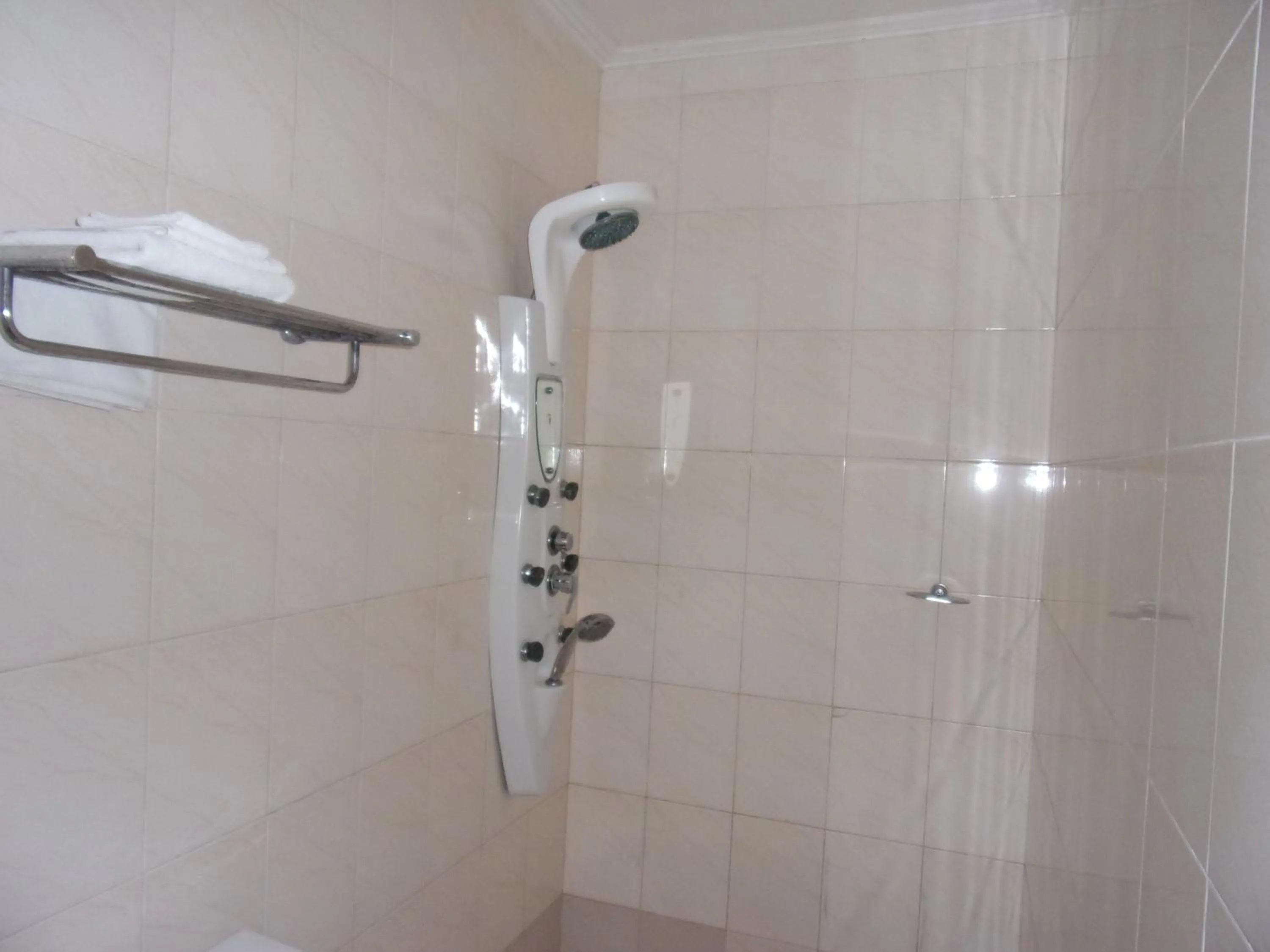 Bathroom in Hotel Residence Flamani