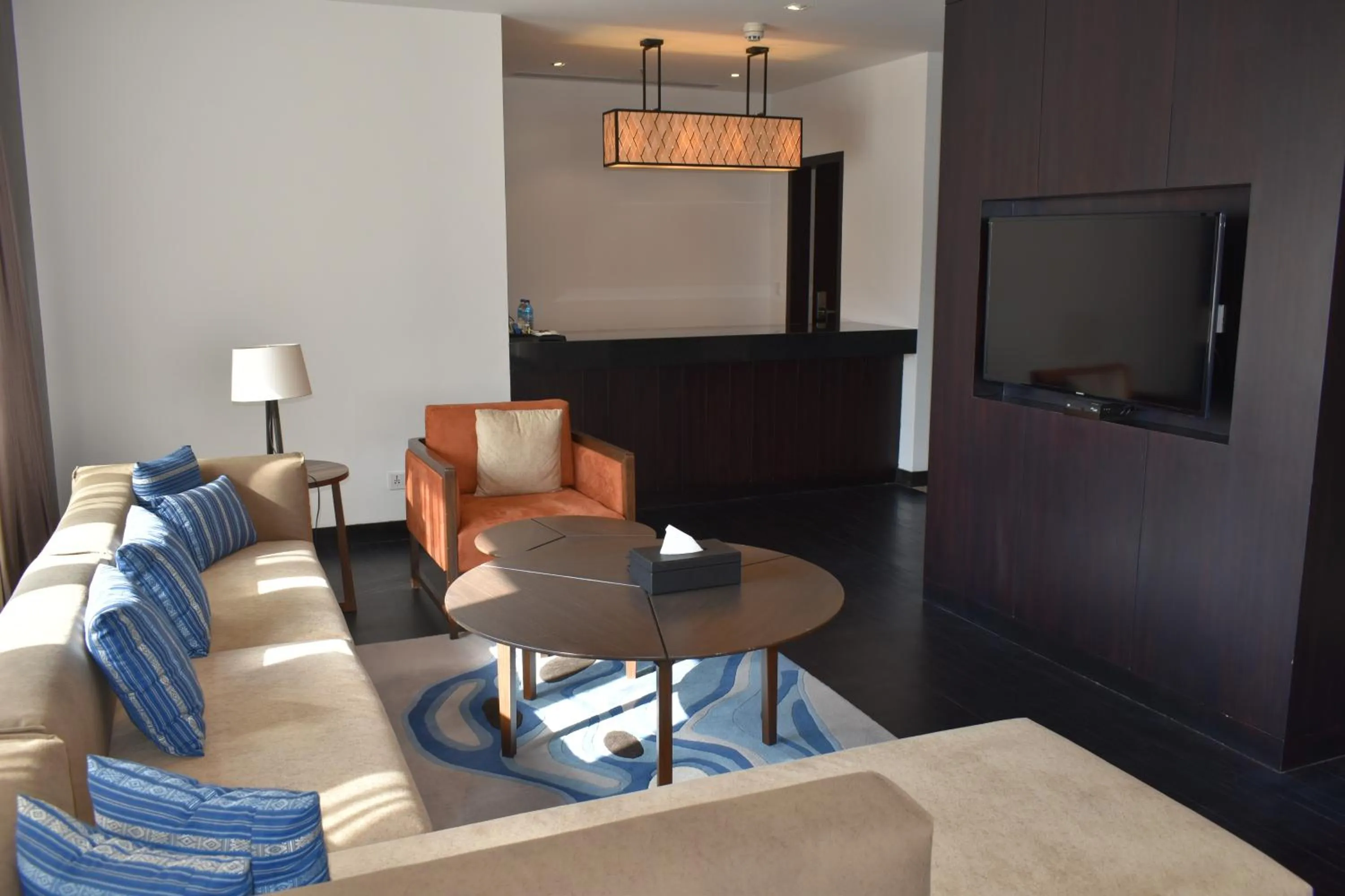 Living room in Le Meridien Paro Riverfront