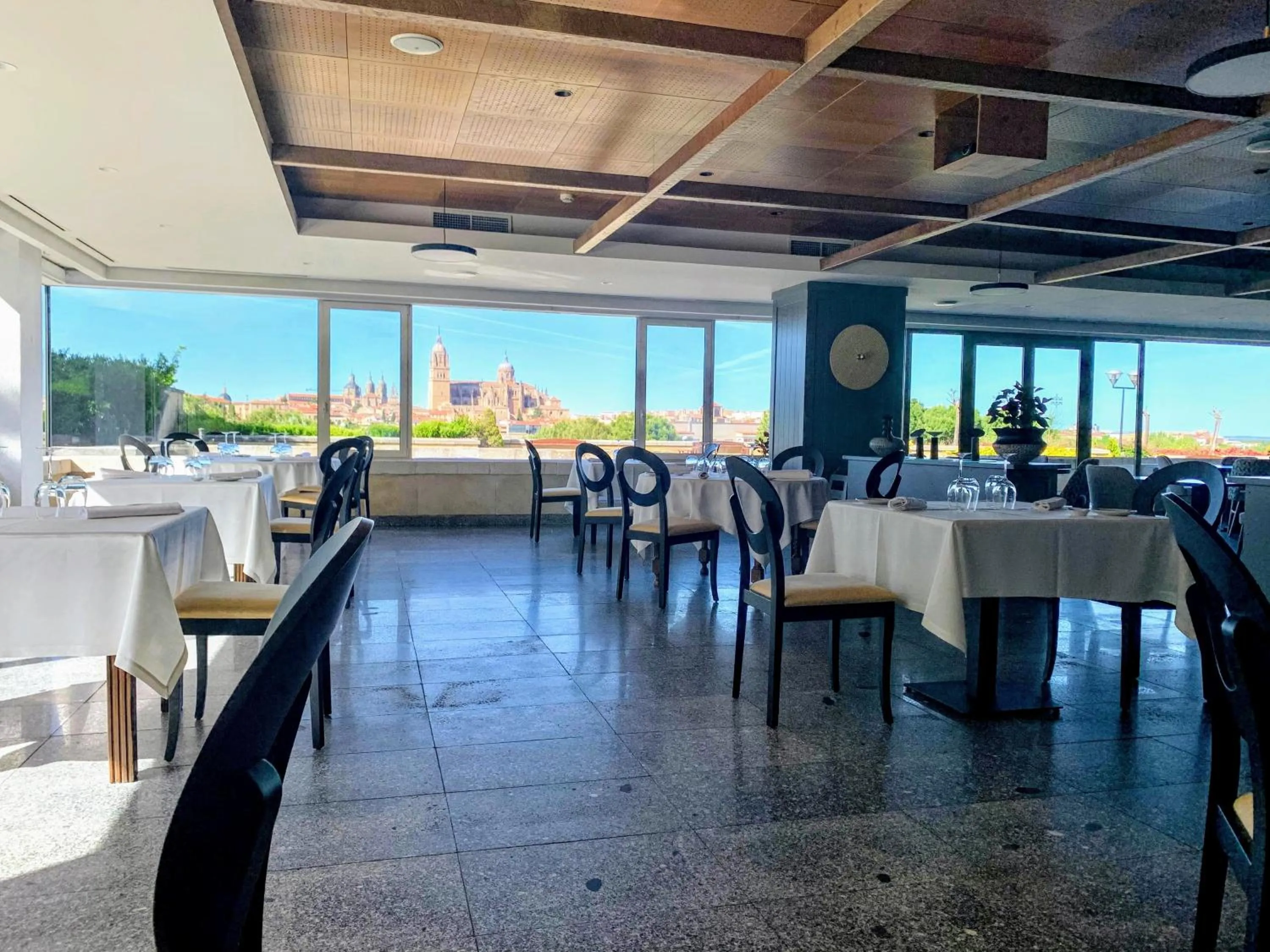 Restaurant/places to eat in Parador de Salamanca