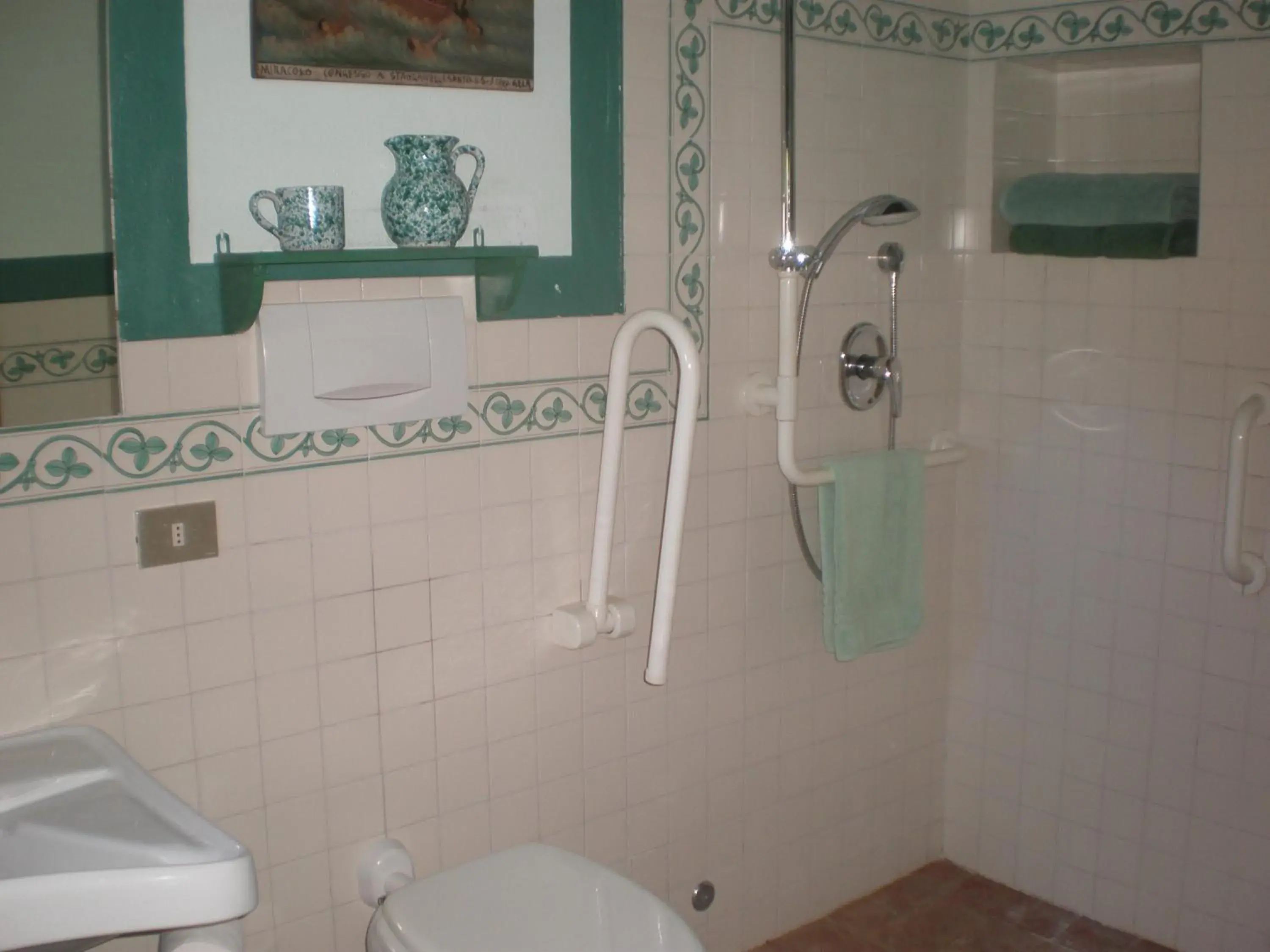 Double Room with Private Bathroom in Agriturismo Podere Torre Double Room with Private Bathroom in Agriturismo Podere Torre