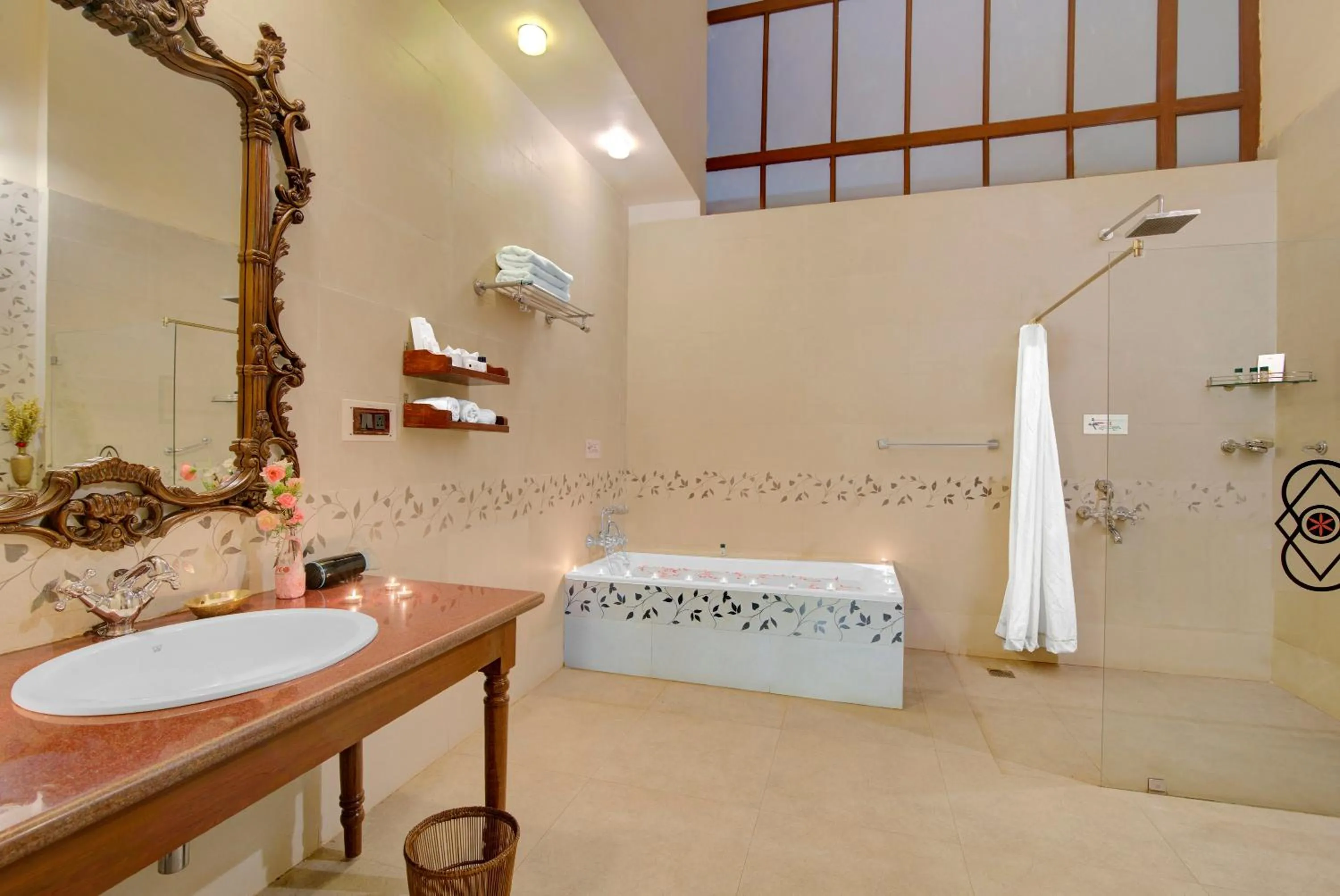 WelcomHeritage Shivavilas Palace, HAMPI