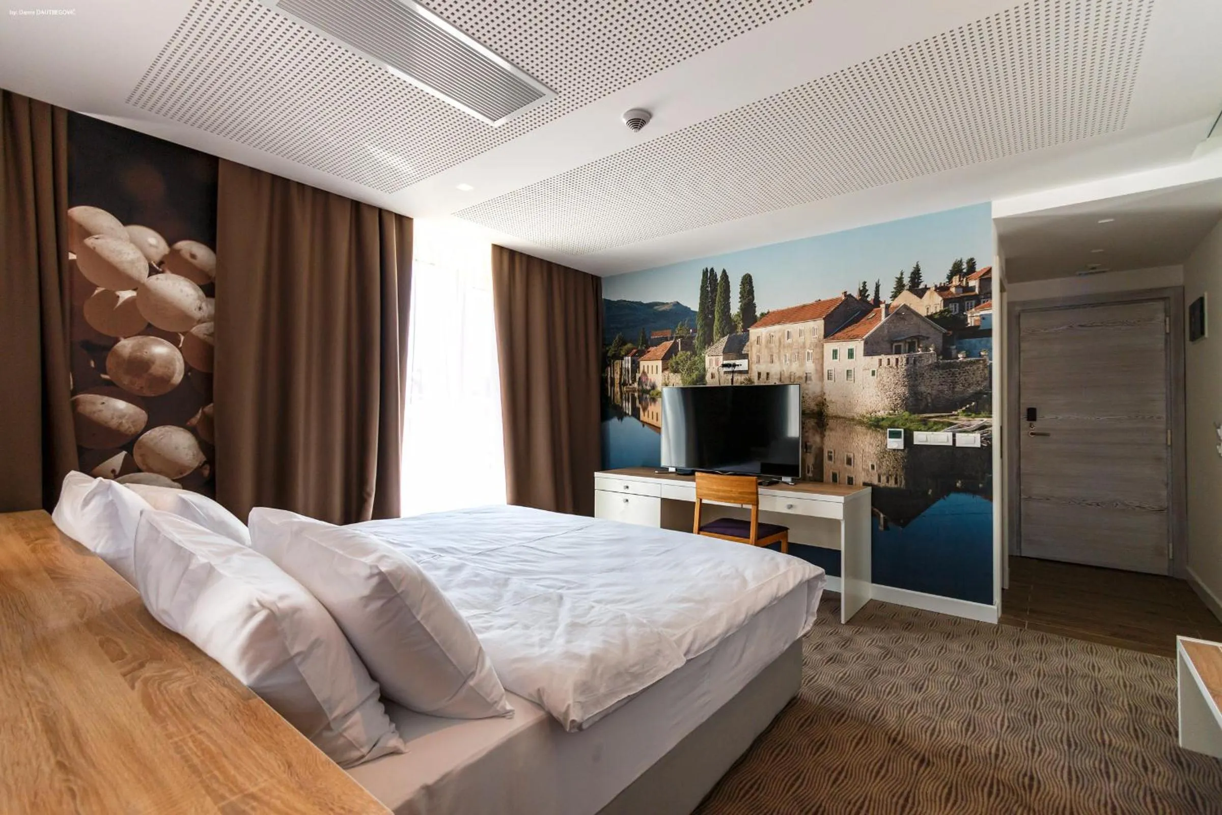 Bedroom, Bed in Hotel Nar