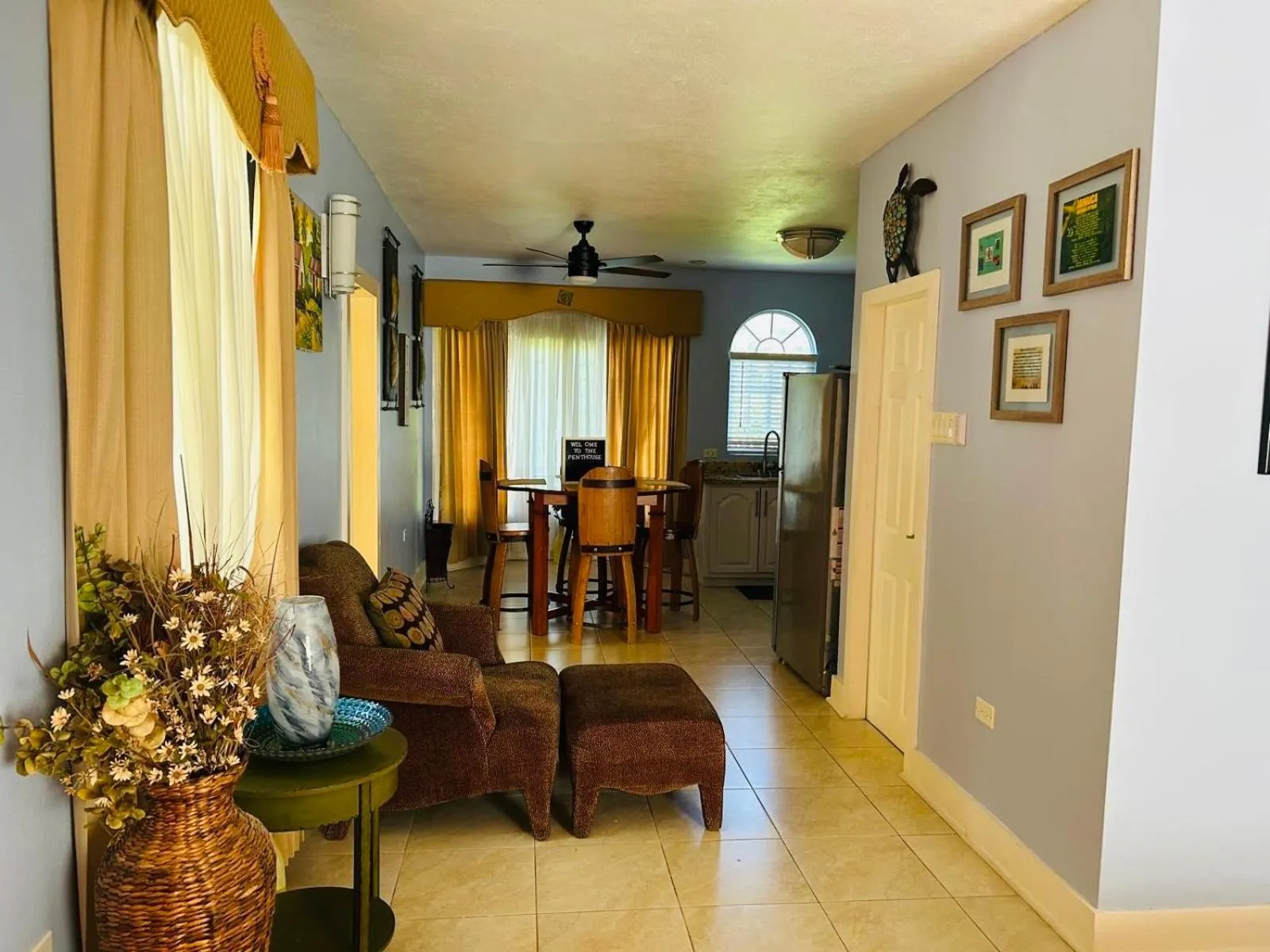 Penthouse On The Ridge