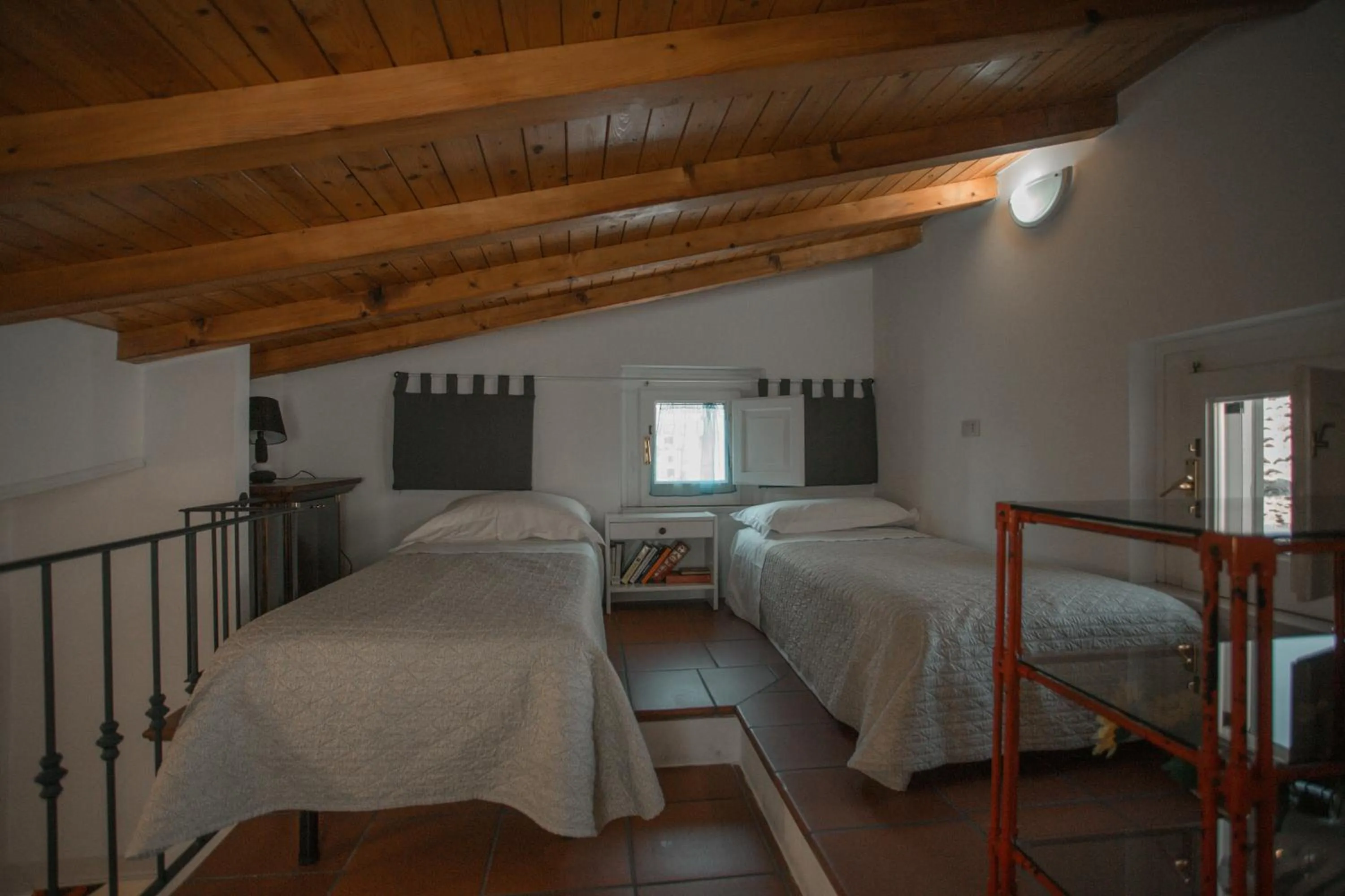 Bedroom, Bed in Donna Lina