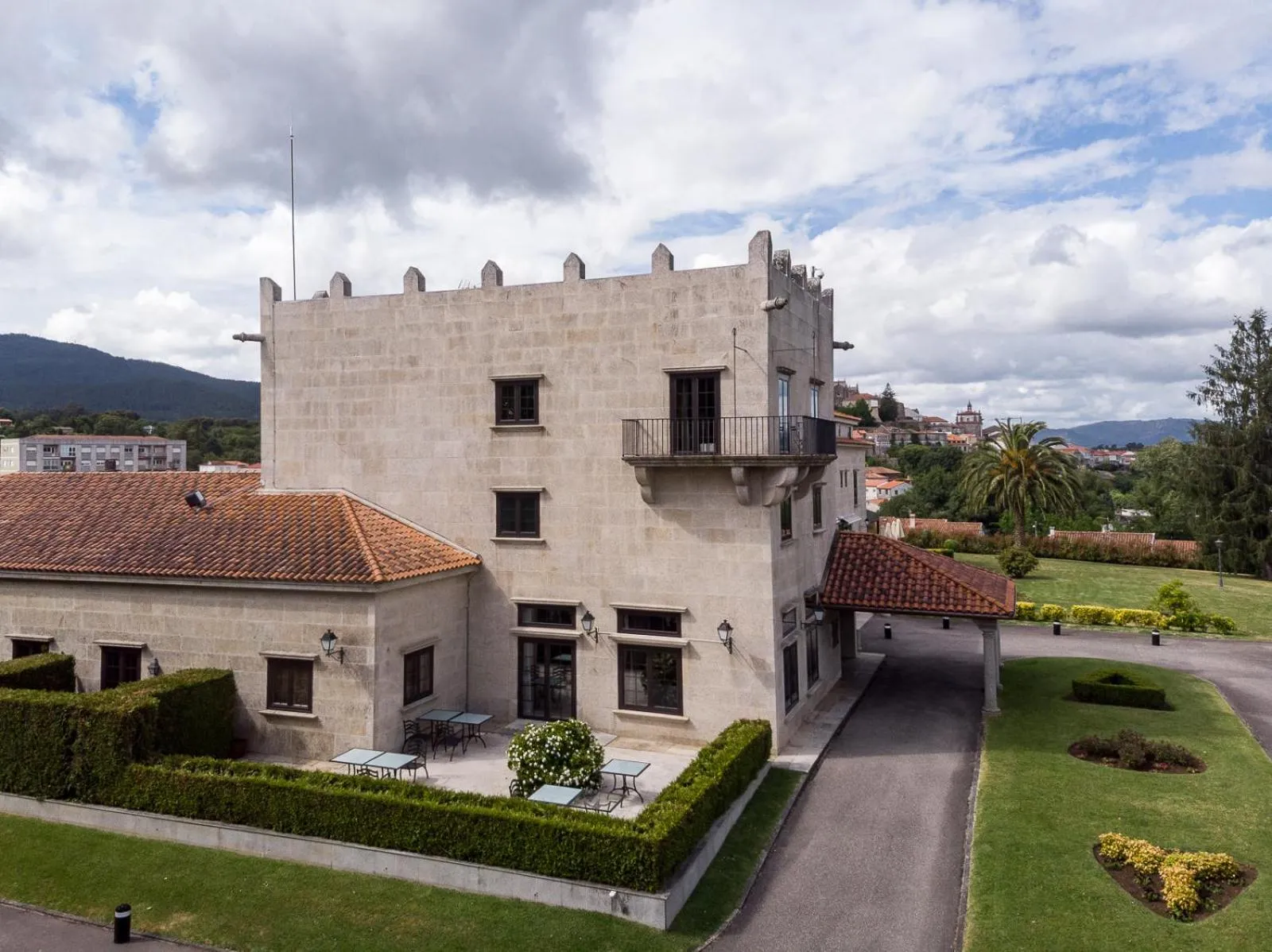 Property building in Parador de Tui