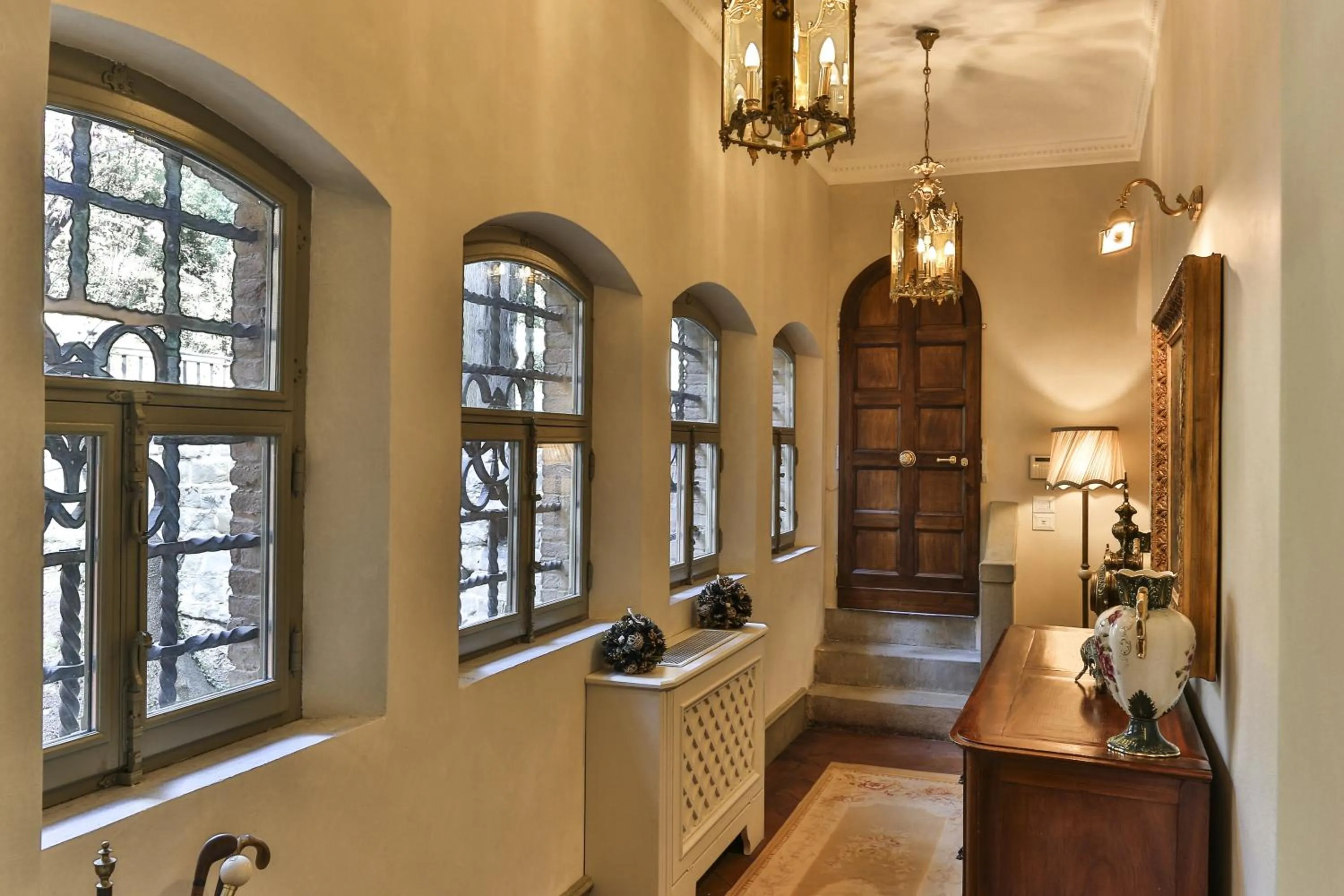 Decorative detail in Villa Le Fontanelle