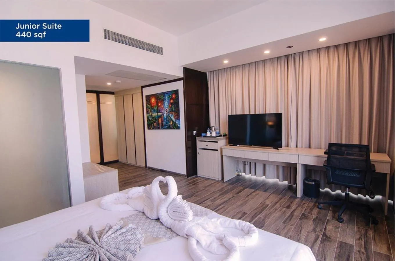 Bed in Best Western S K S Chattogram