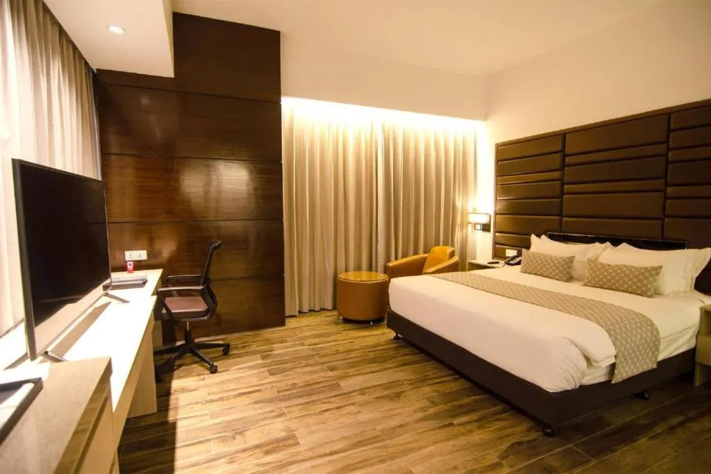 Bed in Best Western S K S Chattogram