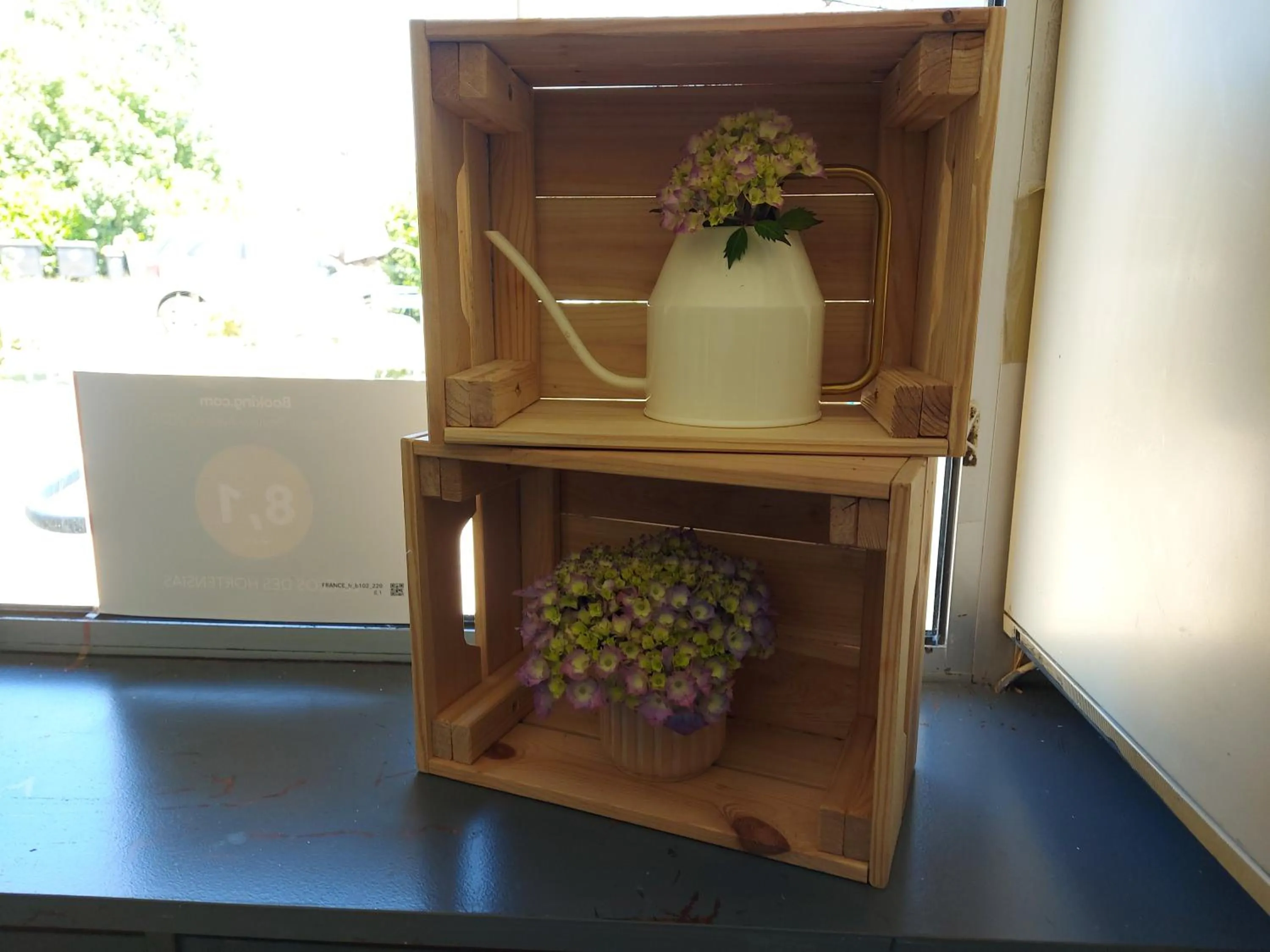 Lobby or reception in Logis Hôtel Vannes Nord Le Clos Des Hortensias