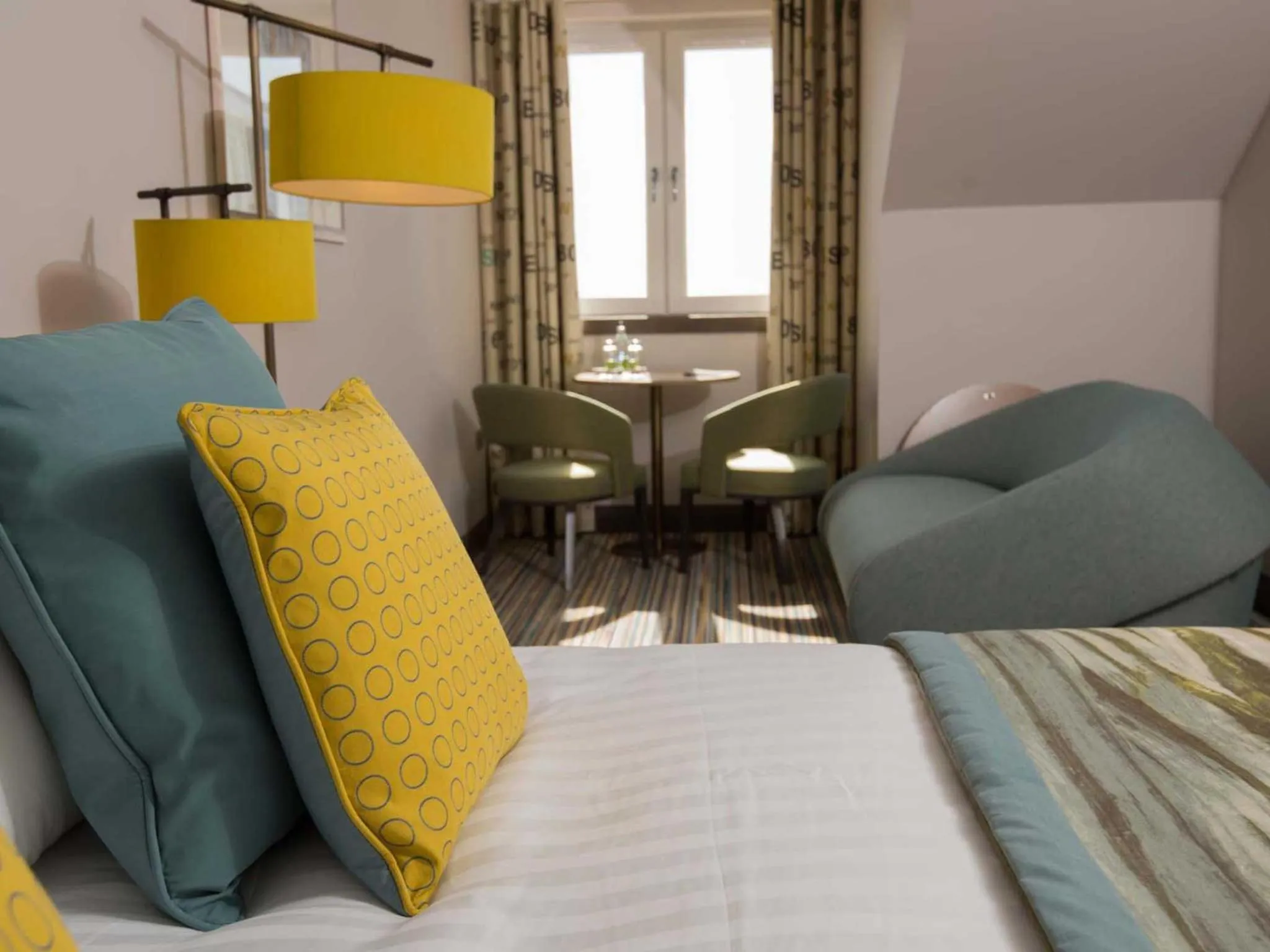 Photo of the whole room, Bed in The Waterside Hotel