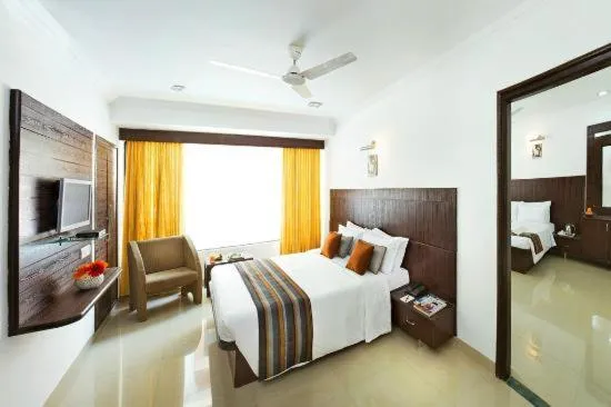 Bed in Hotel Shree Sai Wada