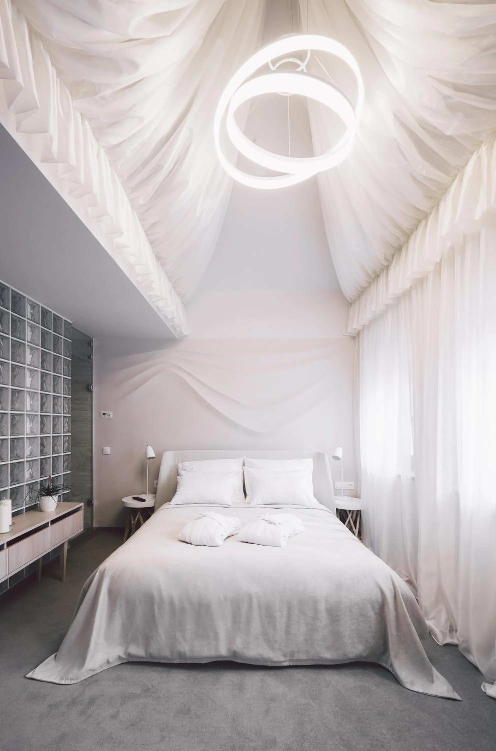 Superior Double Room - single occupancy in Dunetton - self check-in hotel