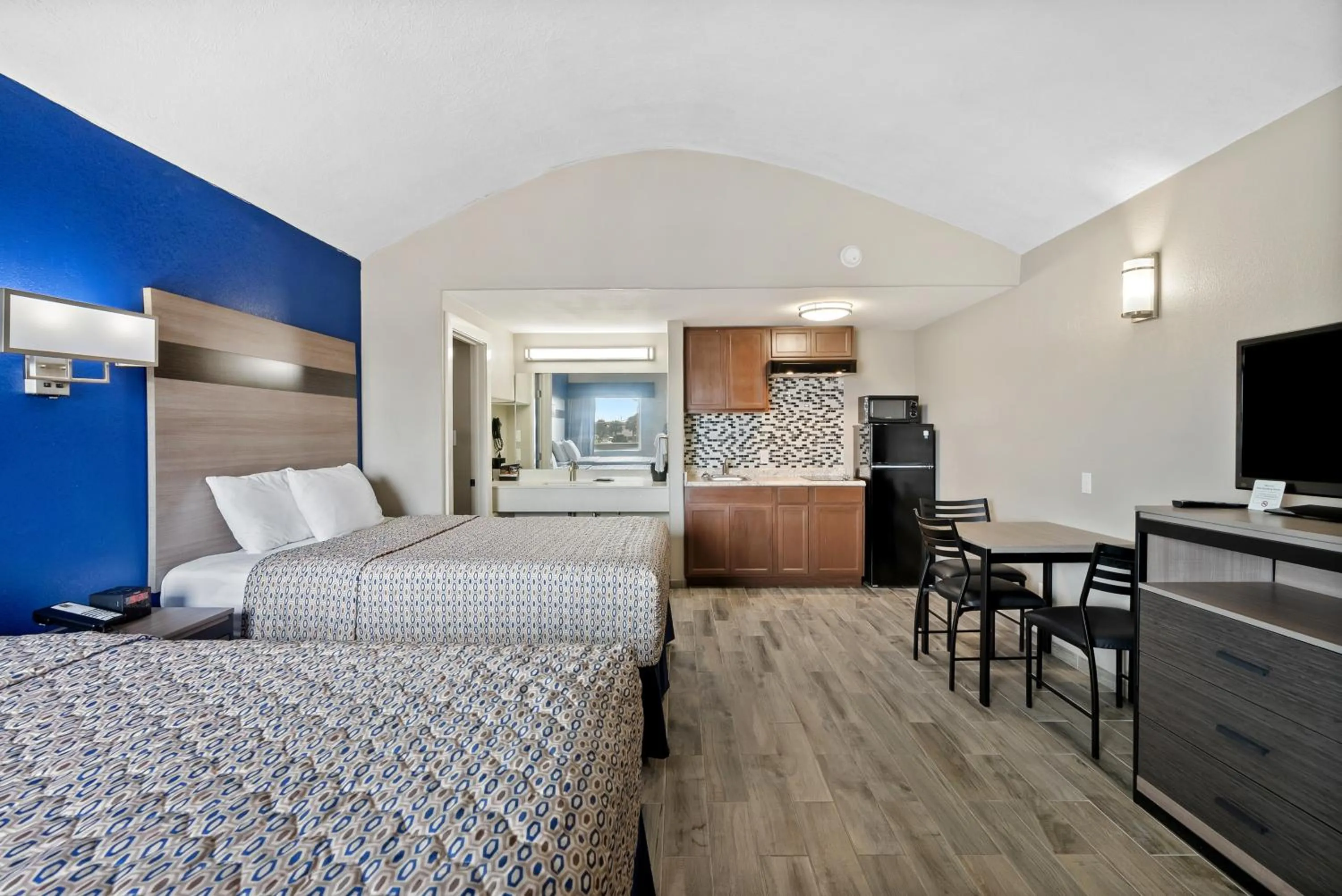 Bed in Blue Wave Inn