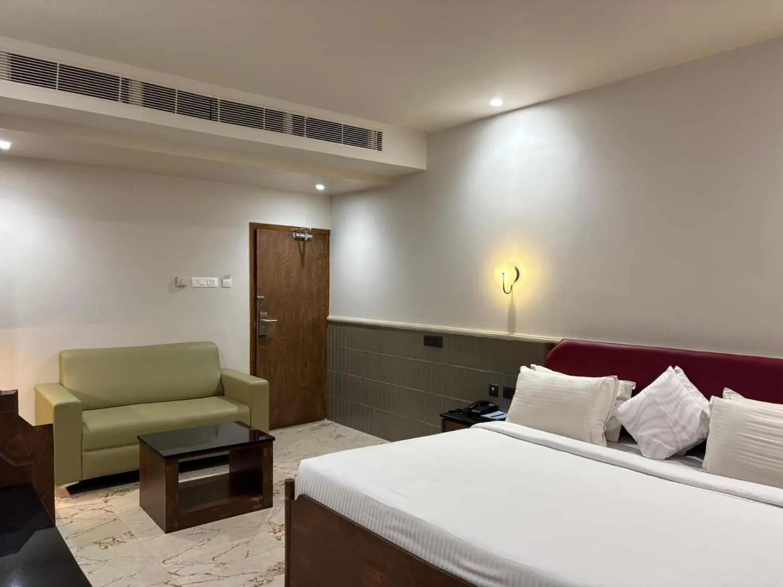 Bed in Hotel KPM Tripenta