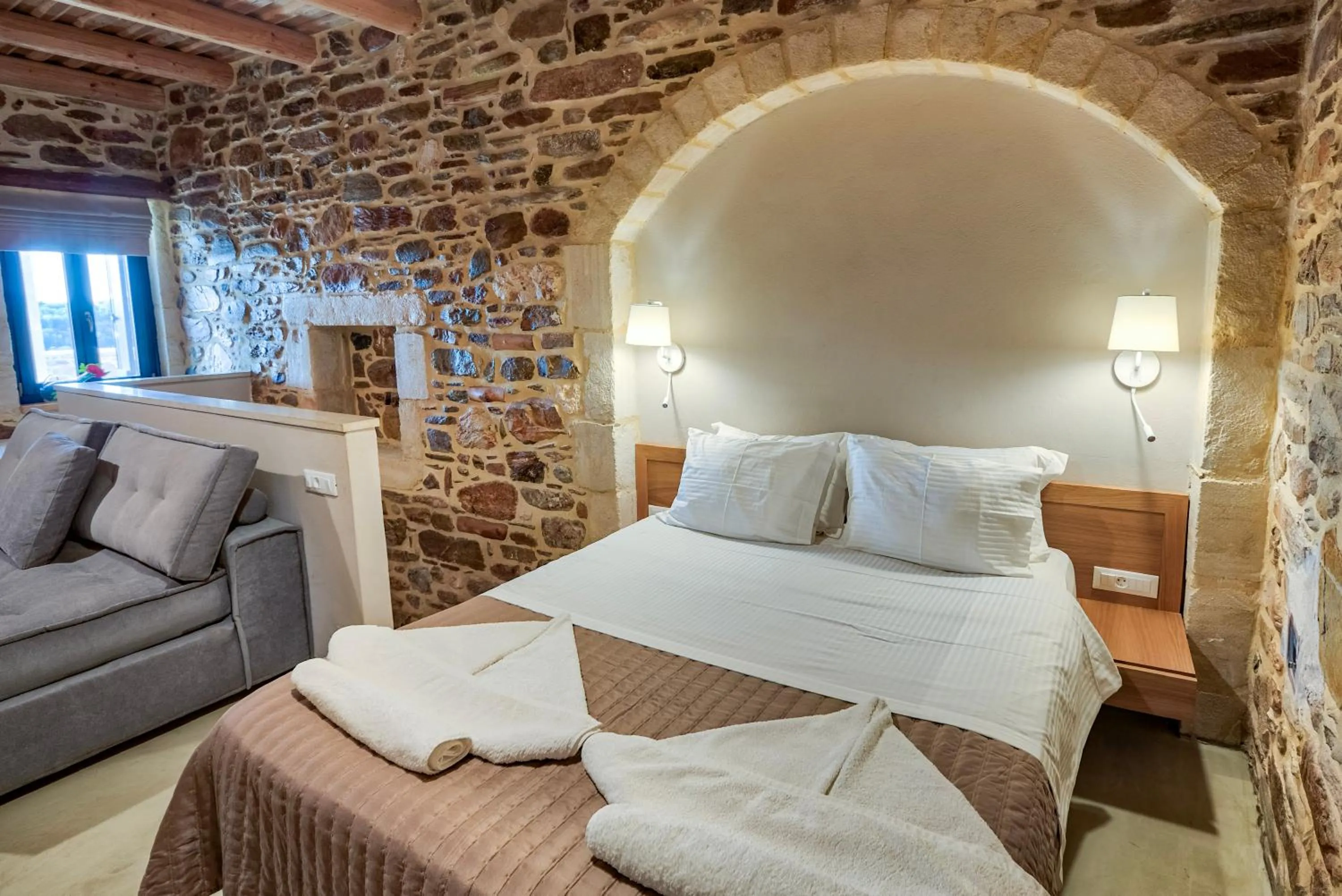 Bed in Lameriana Luxury Village