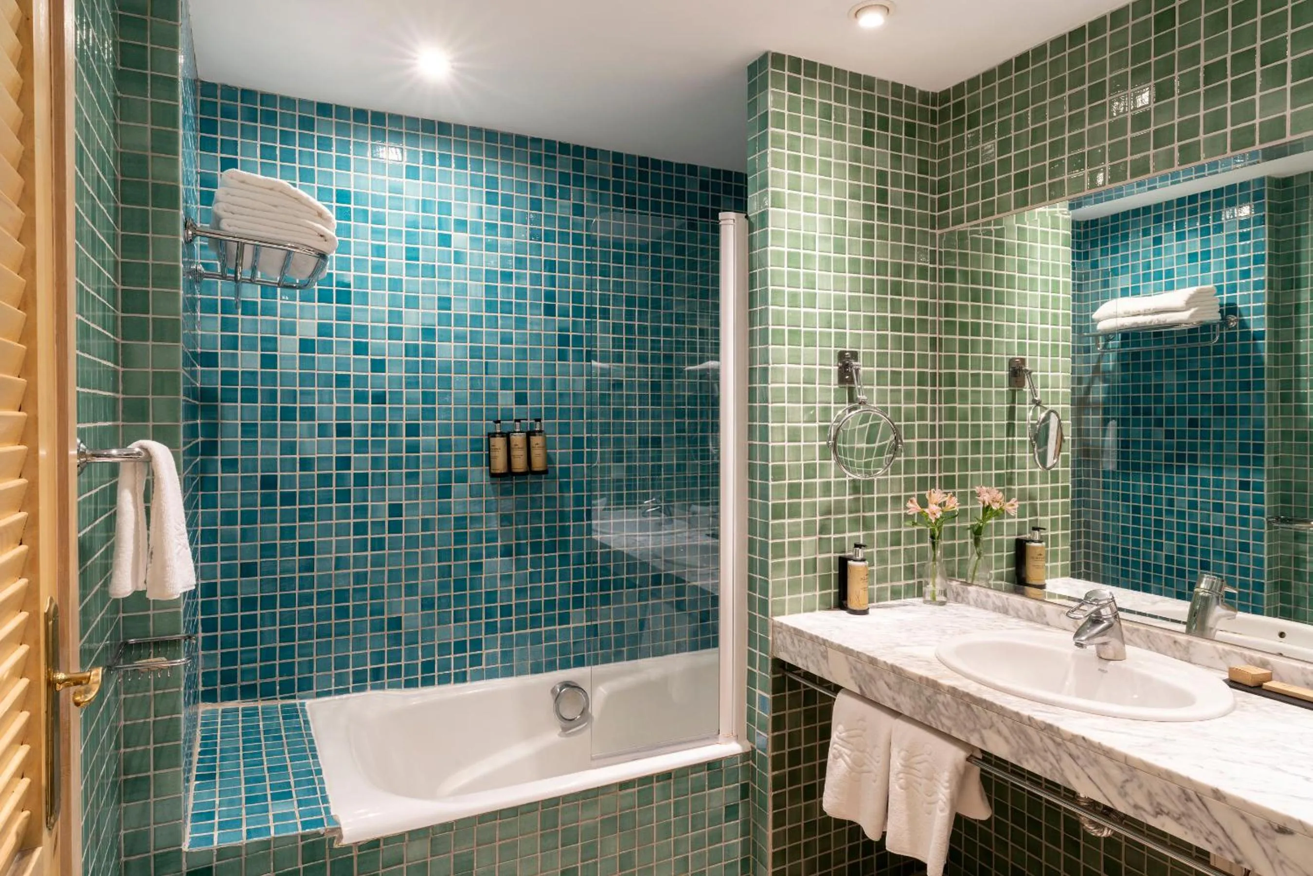 Bathroom in Parador de Jávea