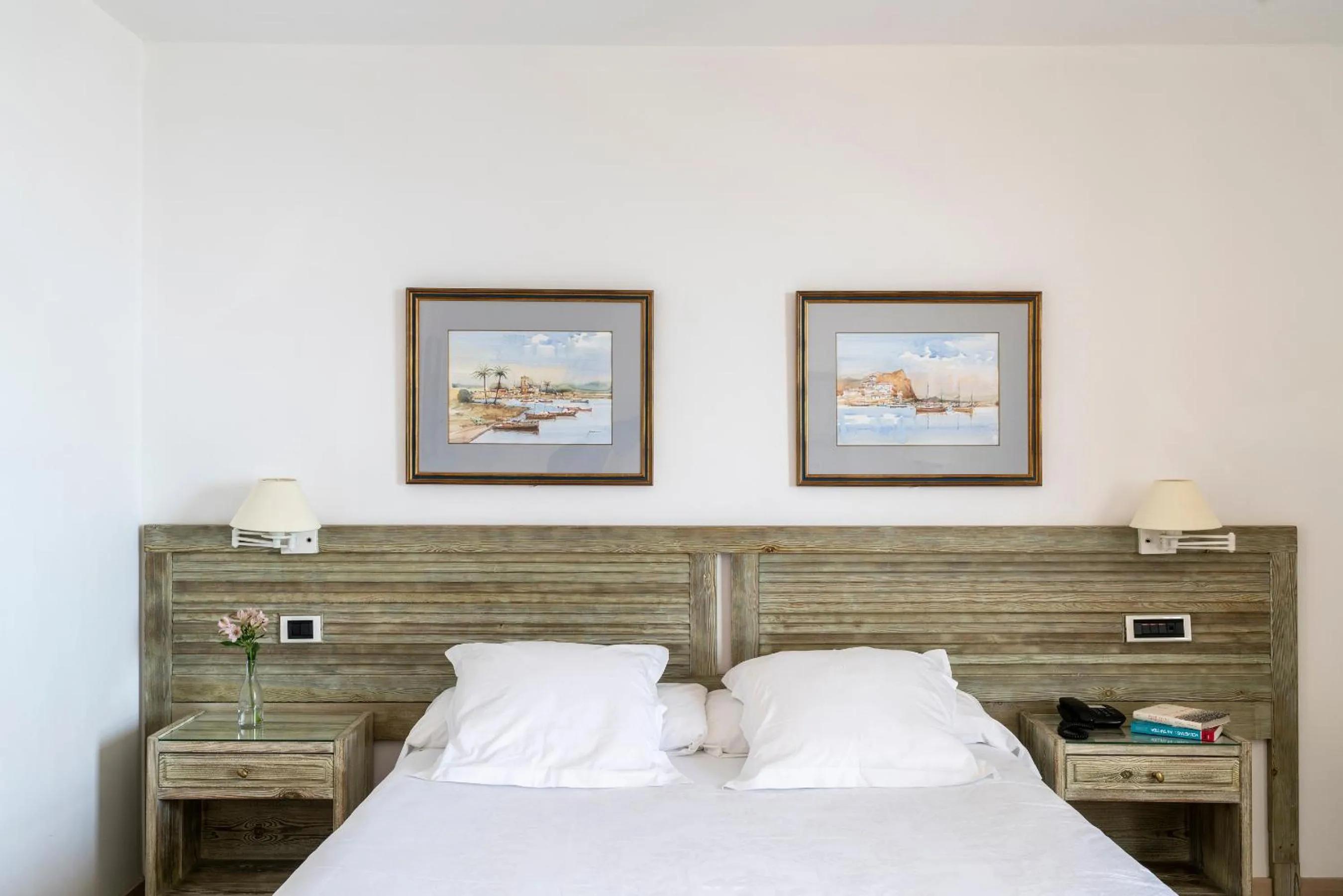 Bedroom, Bed in Parador de Jávea