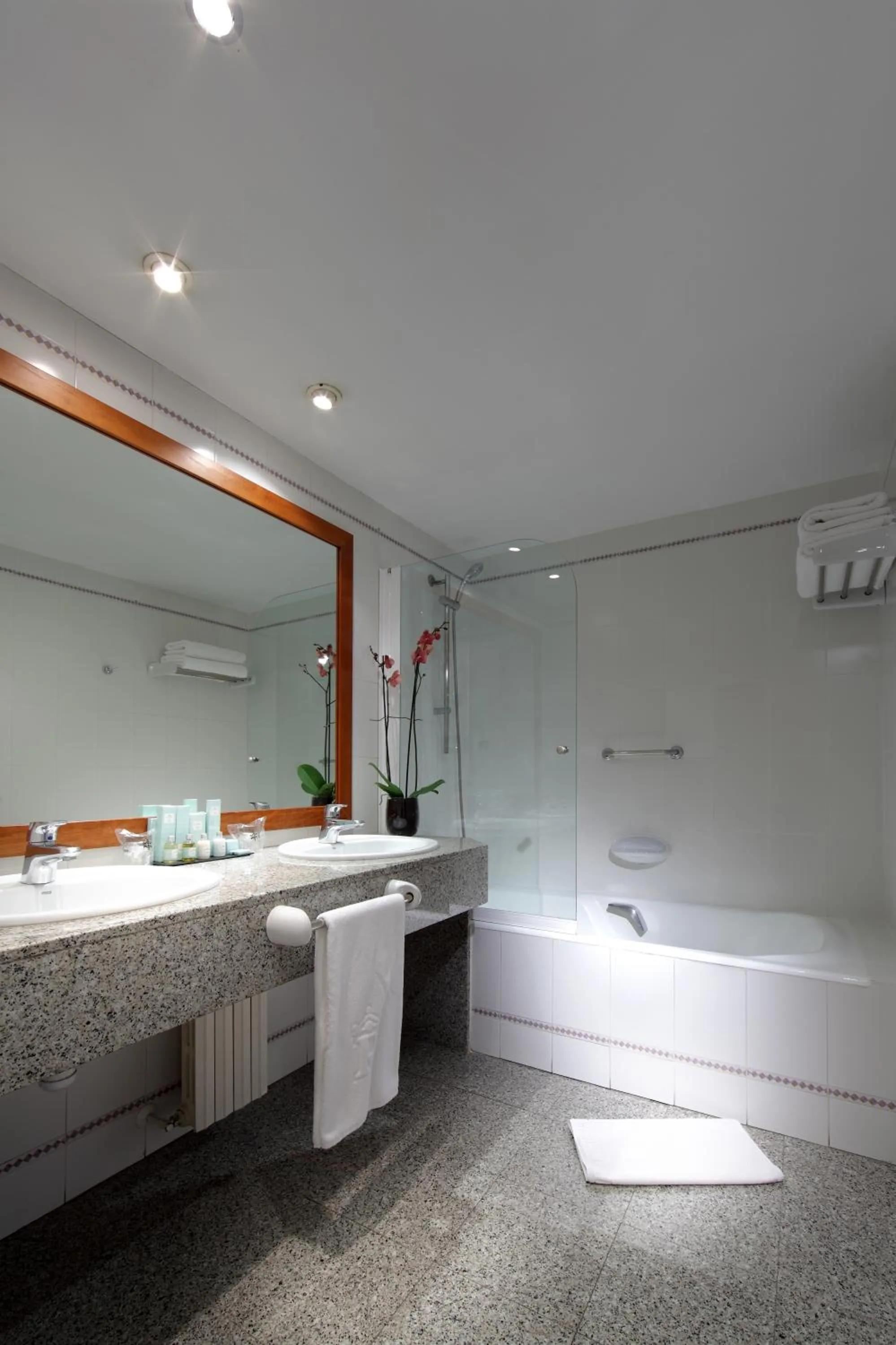 Bathroom in Parador de Jávea