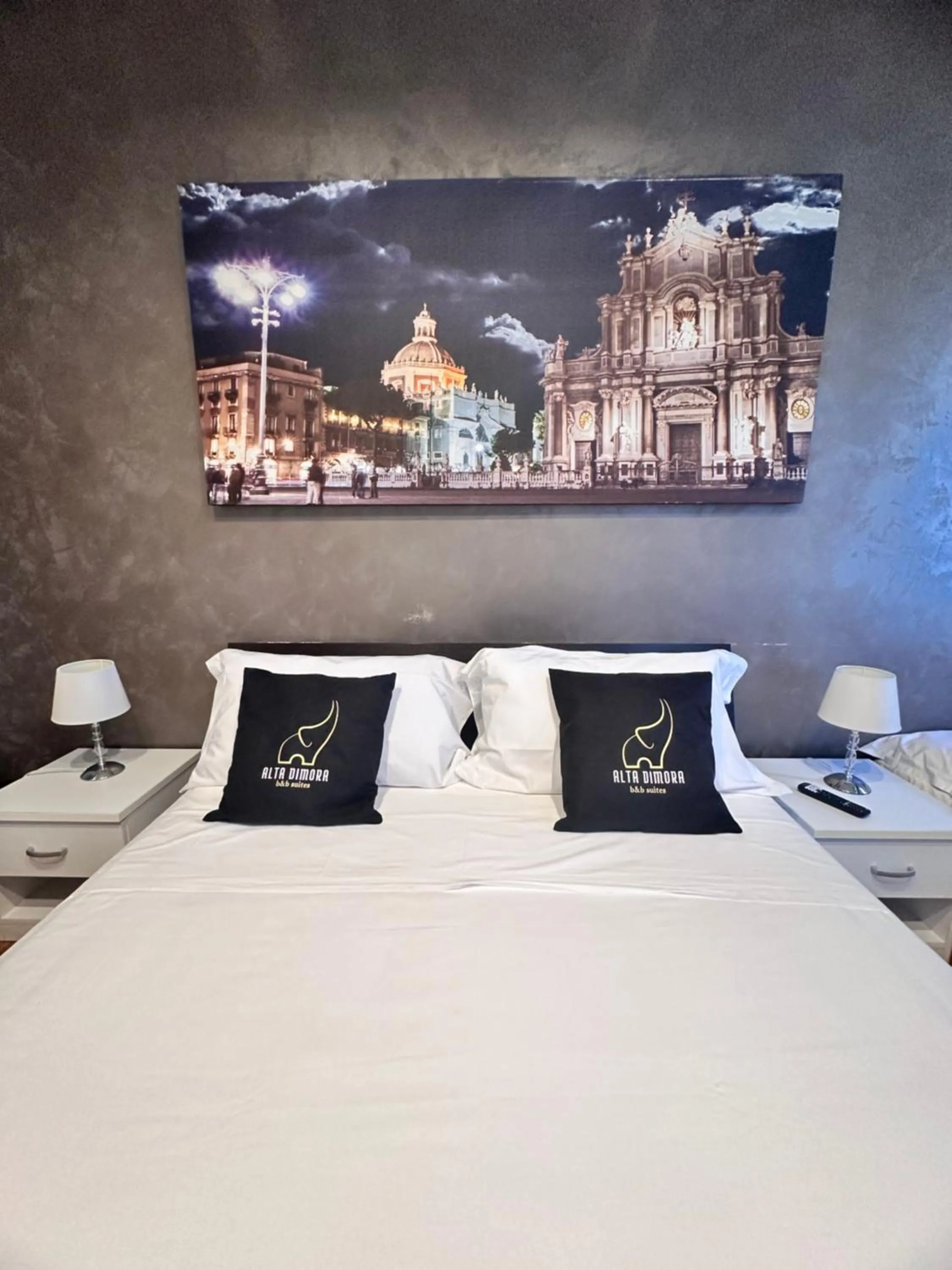 Bed in Alta Dimora b&b suites