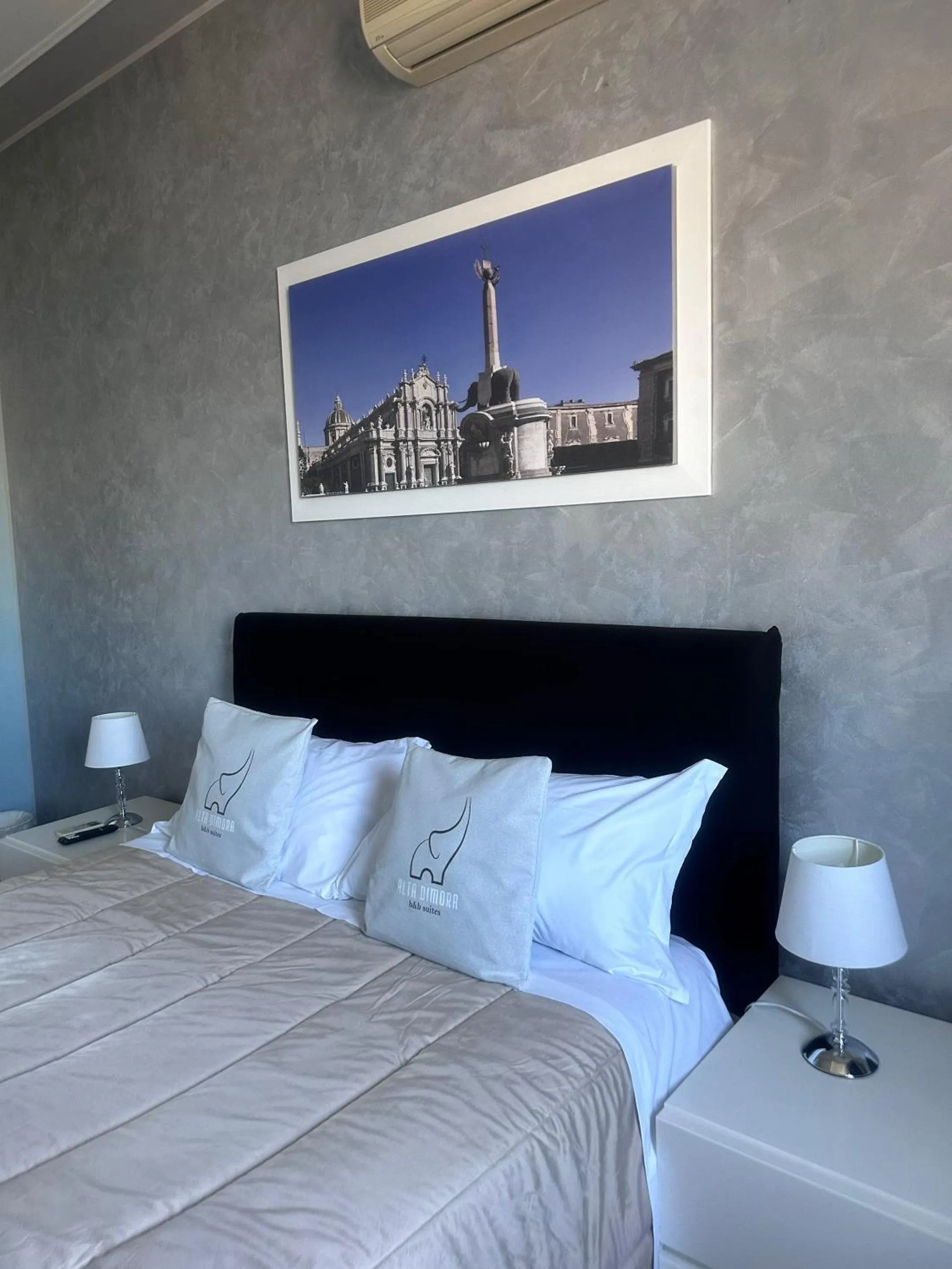 Bed in Alta Dimora b&b suites