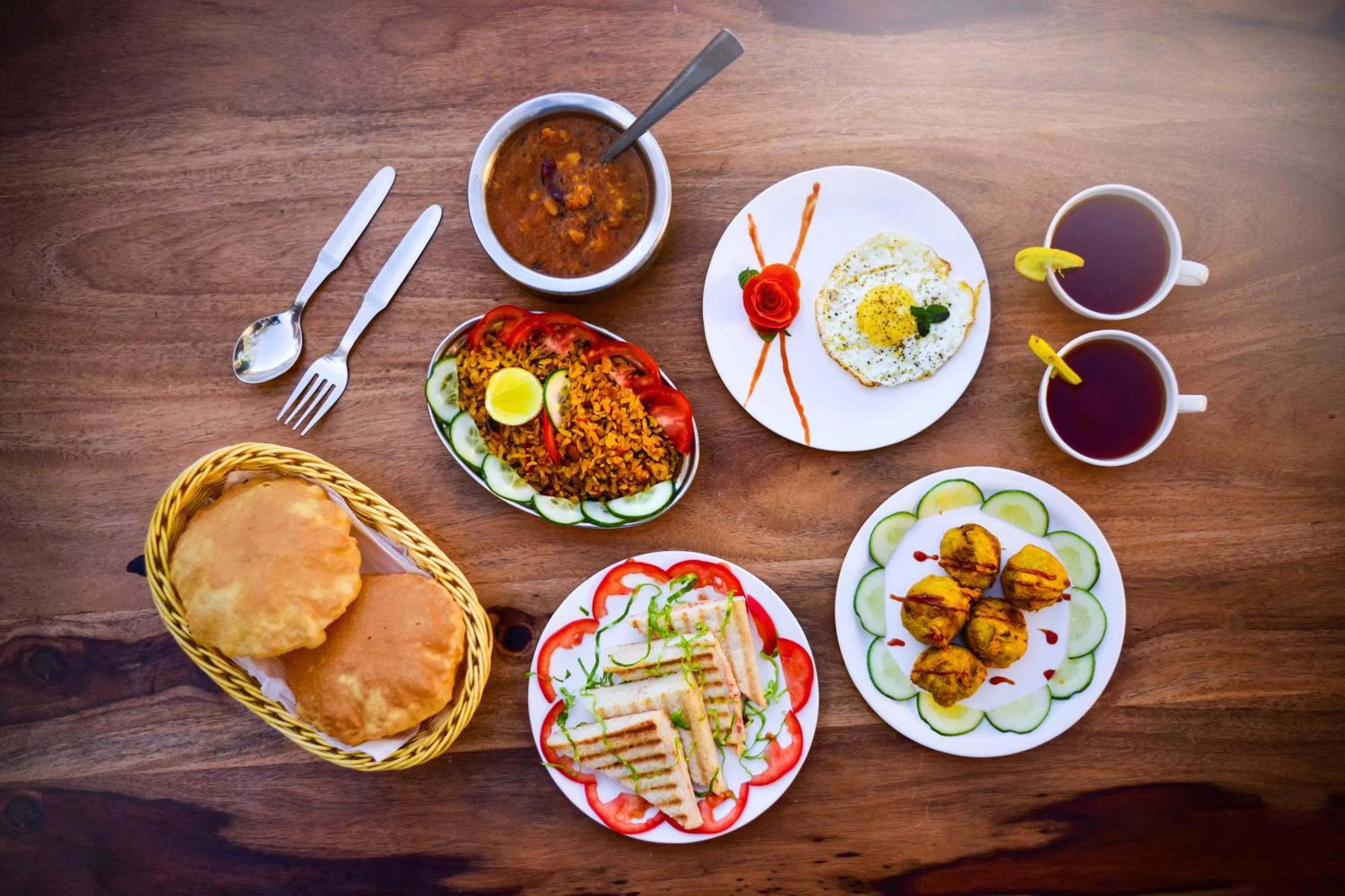 Food and drinks in Zostel Homes Mashobra (Shimla)