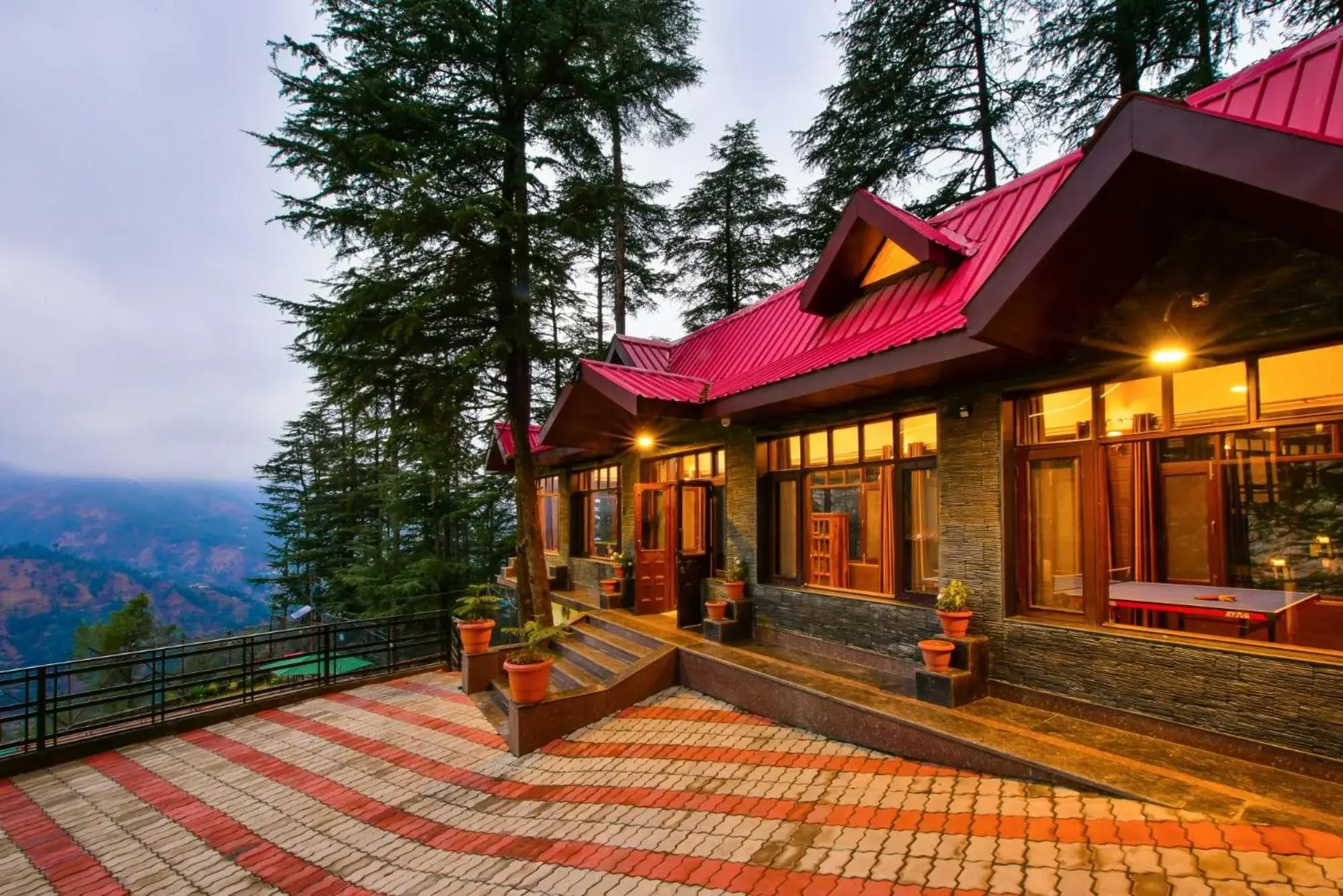 Zostel Homes Mashobra (Shimla) Zostel Homes Mashobra (Shimla)