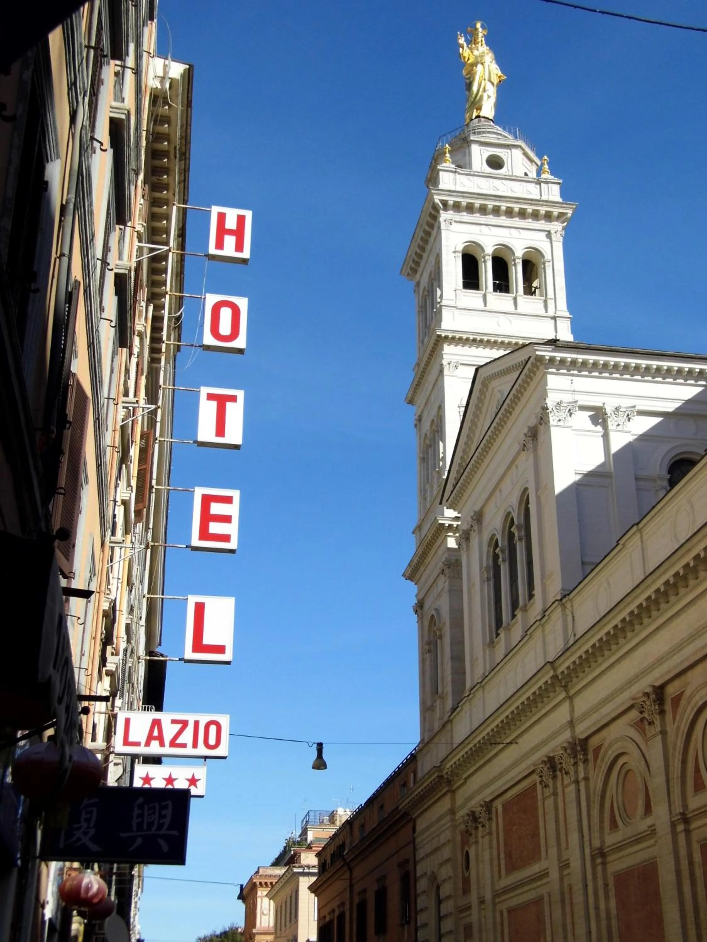 Facade/entrance in Raeli Hotel Lazio