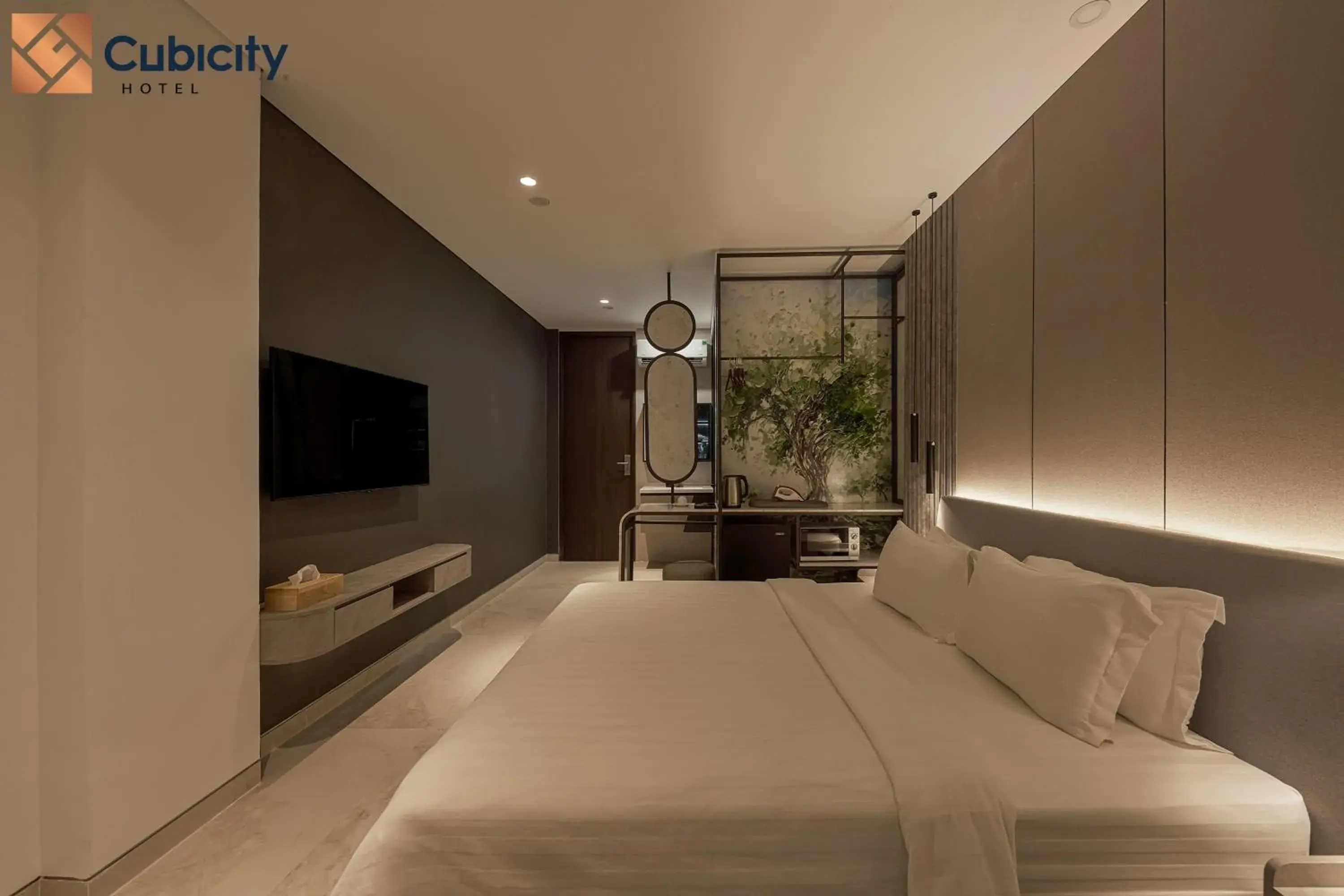 King Room with Balcony - single occupancy in Cubicity Pho Duc Chinh King Room with Balcony - single occupancy in Cubicity Pho Duc Chinh