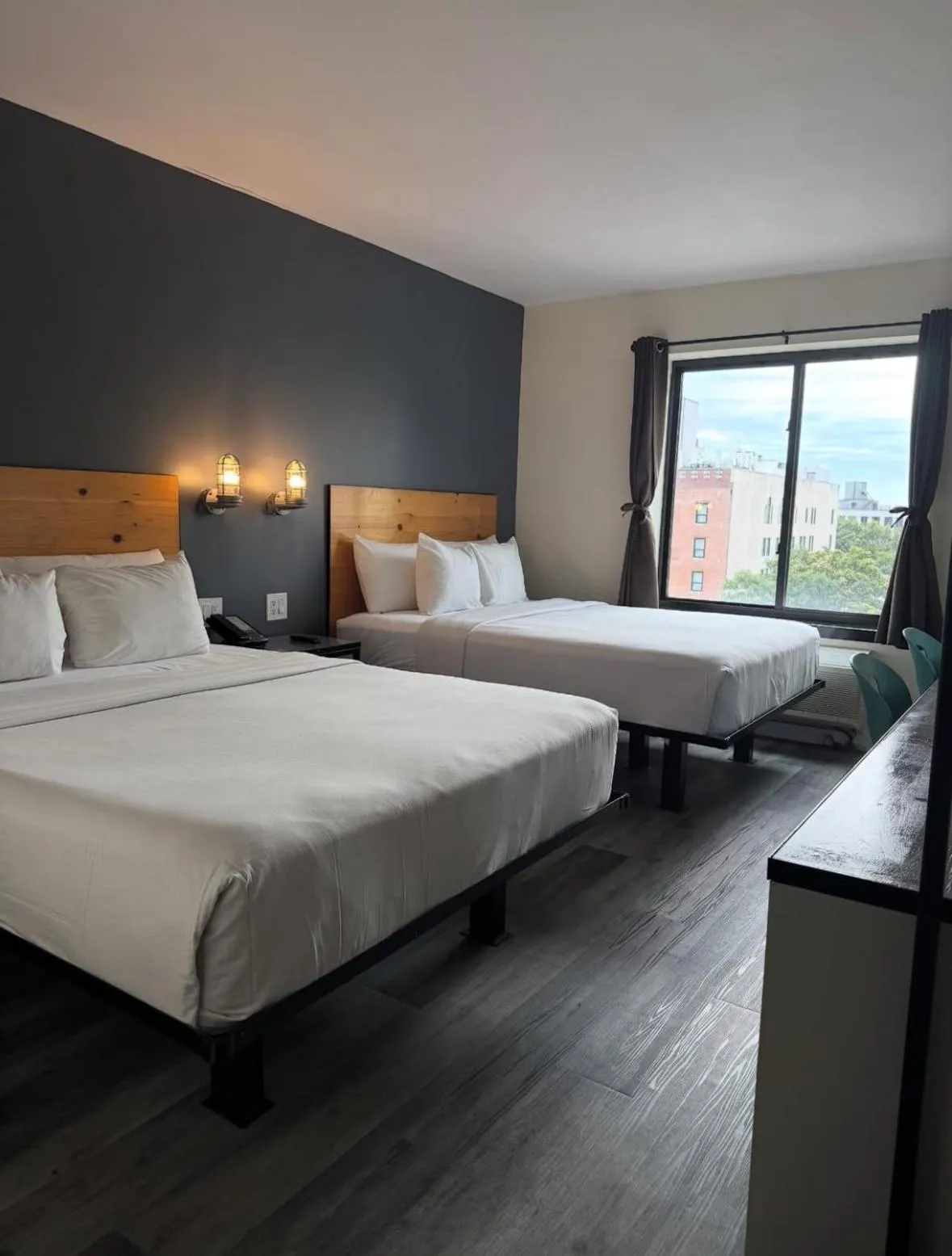 Bedroom, Bed in Bklyn House Hotel New York Brooklyn