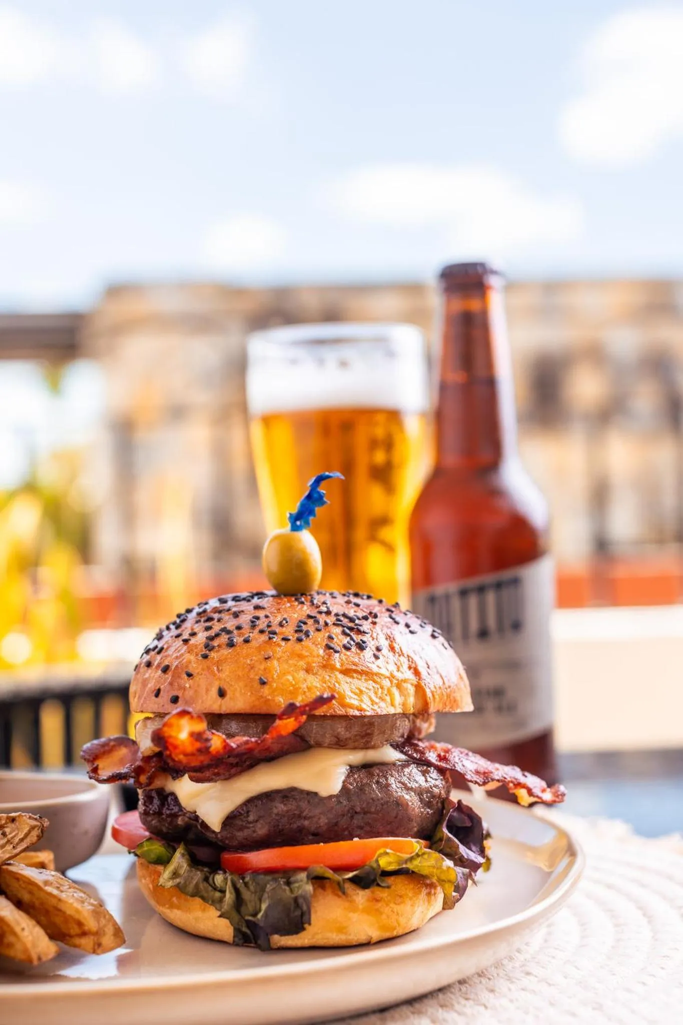 Restaurant/places to eat in Hotel Casa Hipil