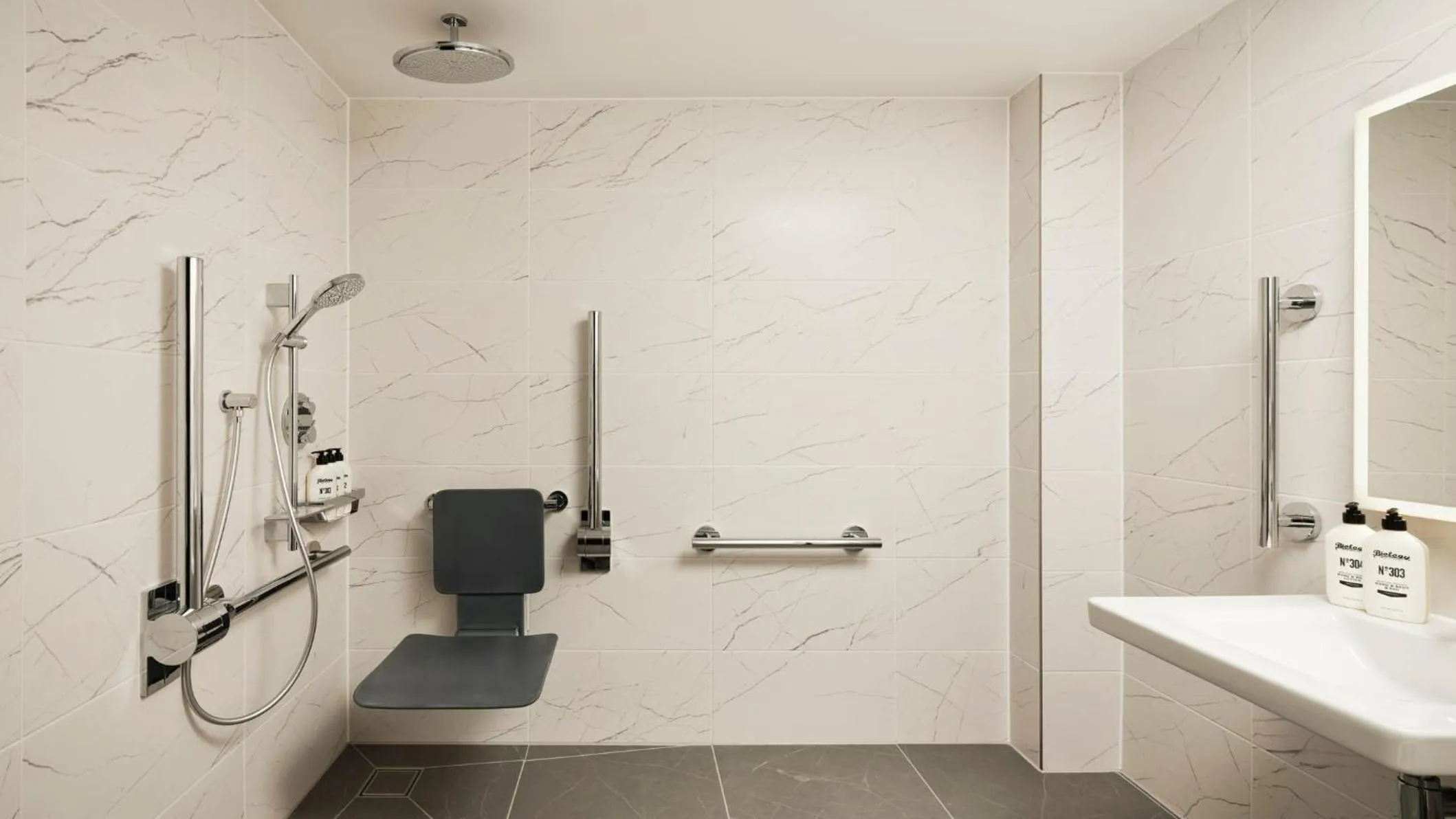 Bathroom in Hotel Indigo Torquay, By IHG