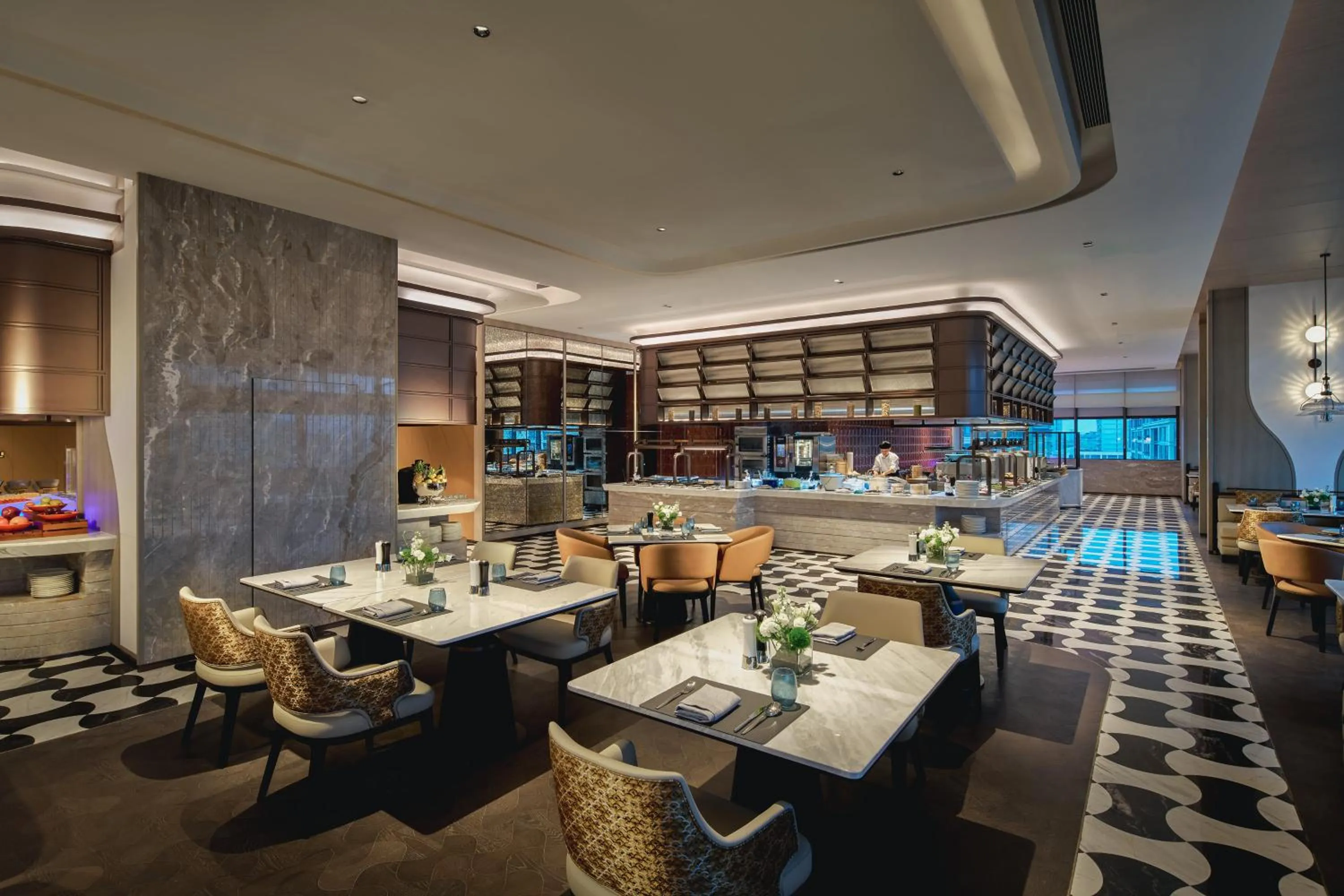 Restaurant/places to eat in Crowne Plaza Taixing