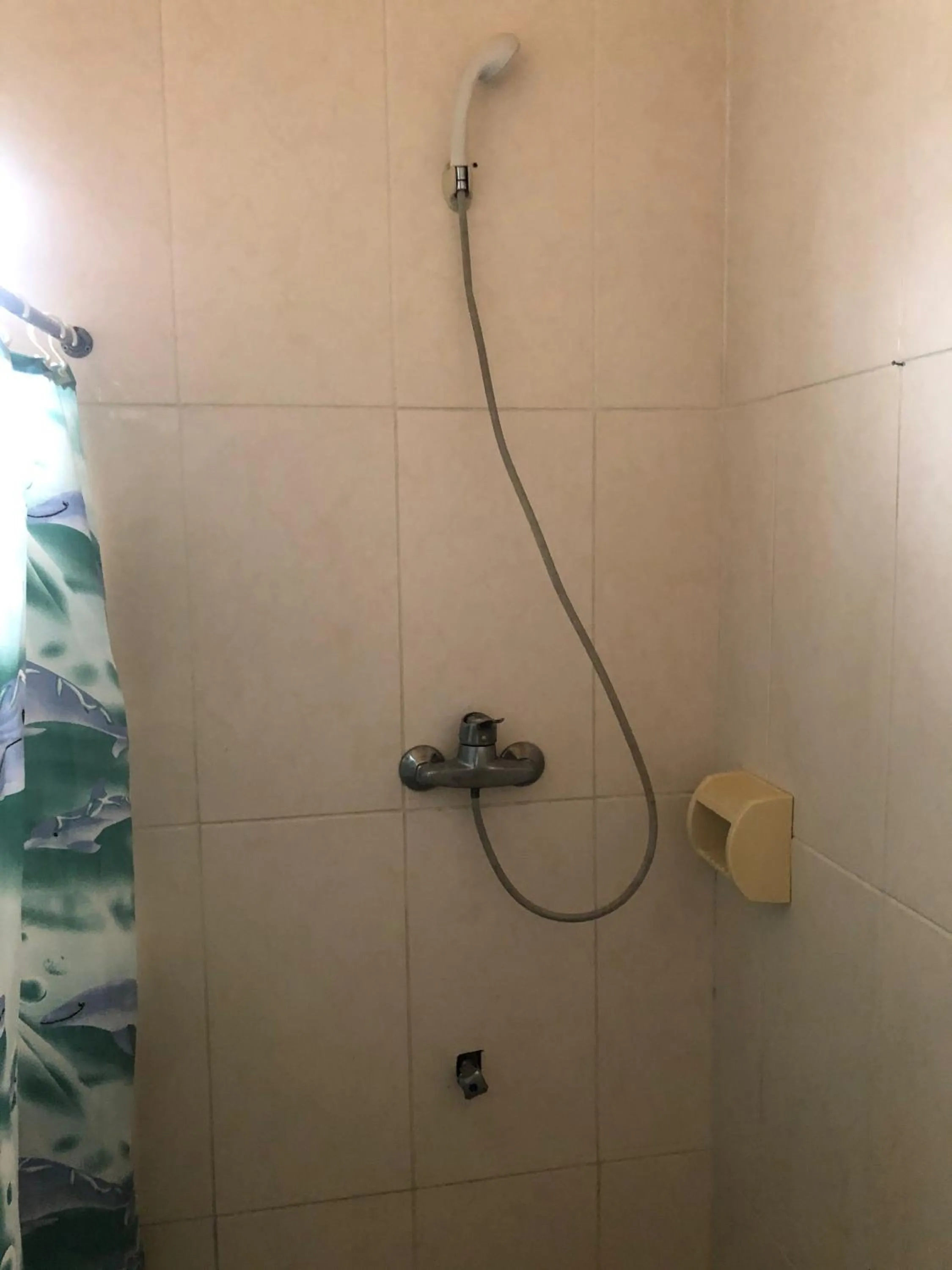 Hotel Bar Restaurant Emergency 911 STO LK GROUP