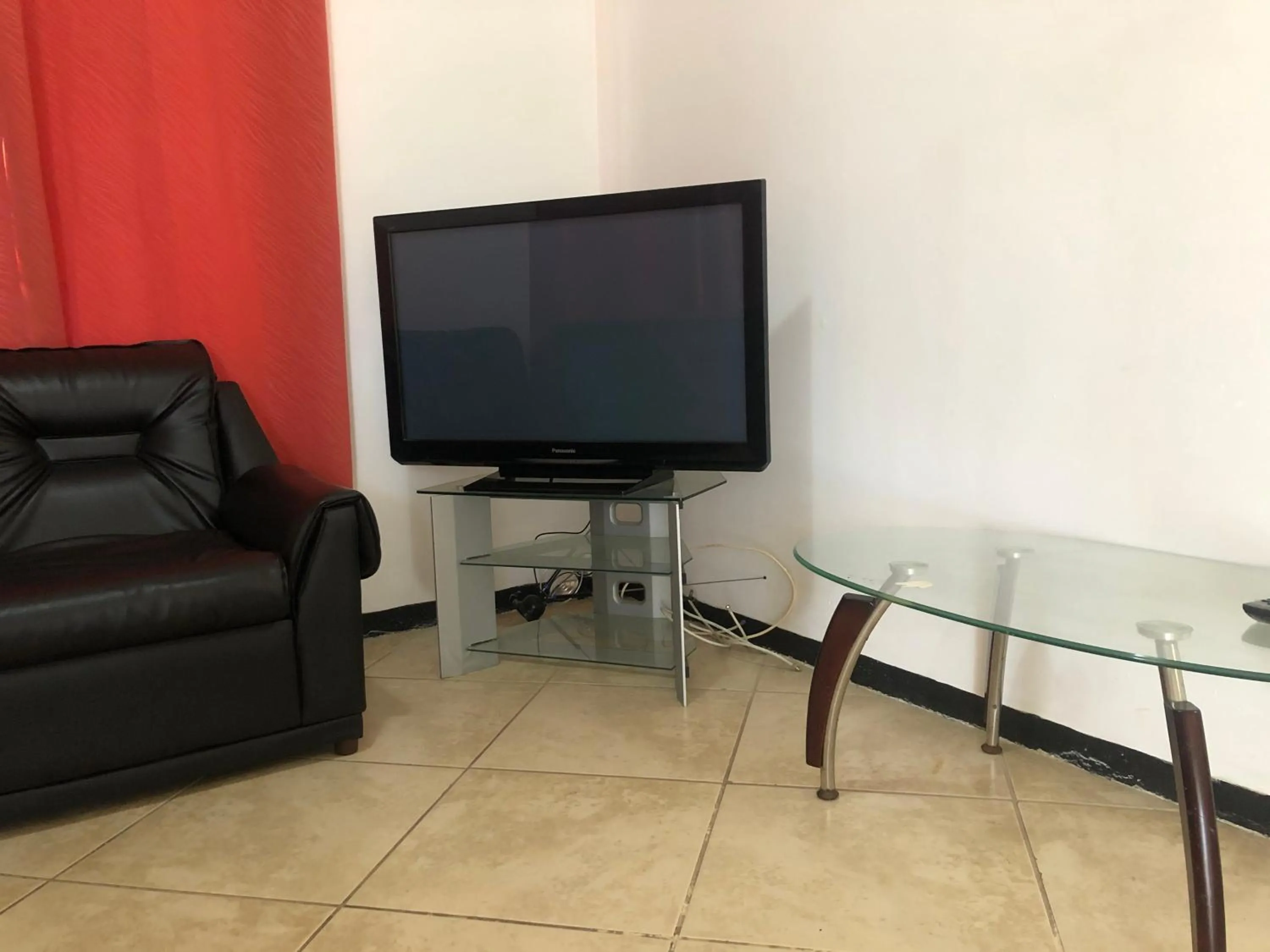 Hotel Bar Restaurant Emergency 911 STO LK GROUP