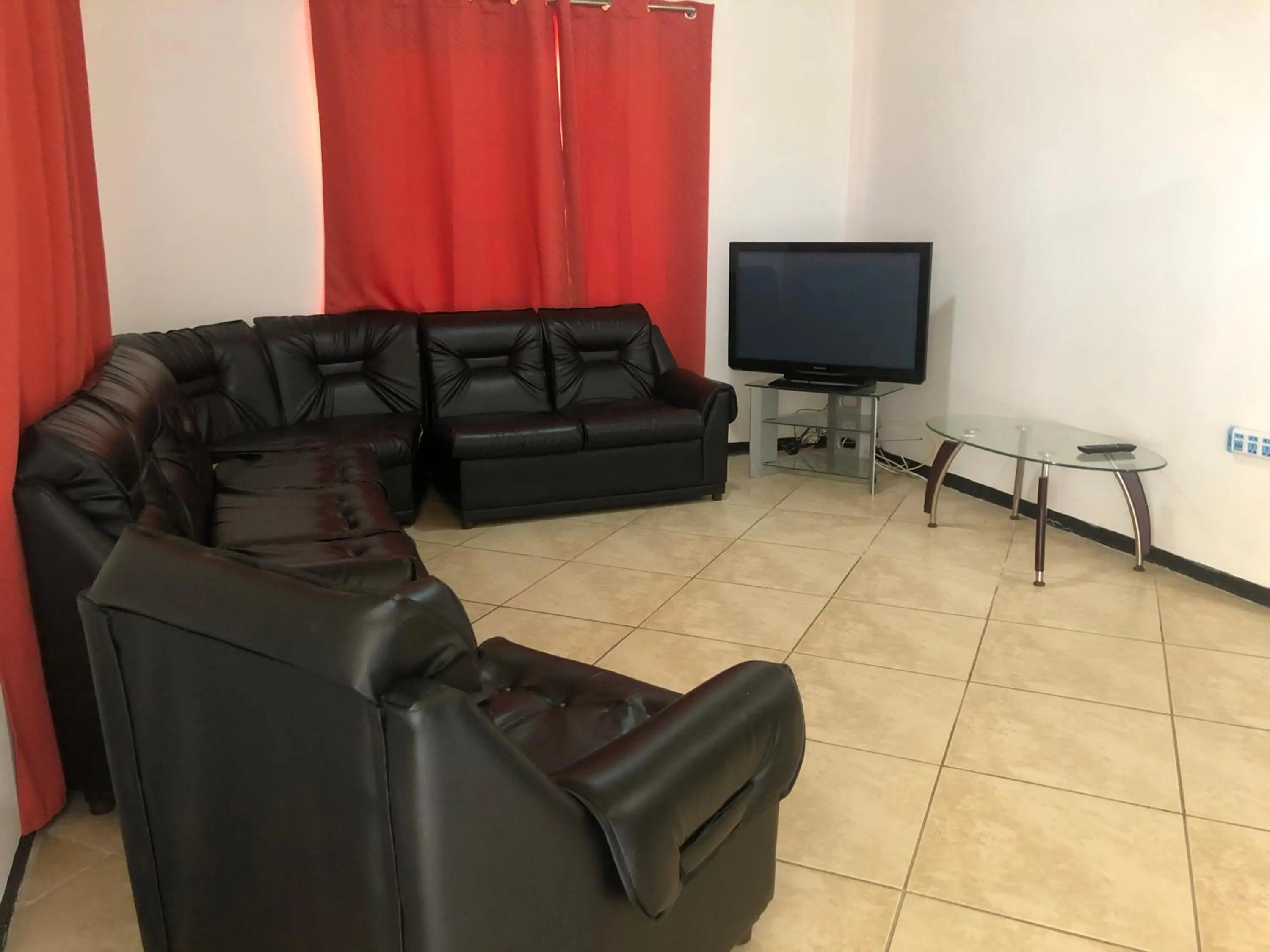 Living room in Hotel Bar Restaurant Emergency 911 STO LK GROUP