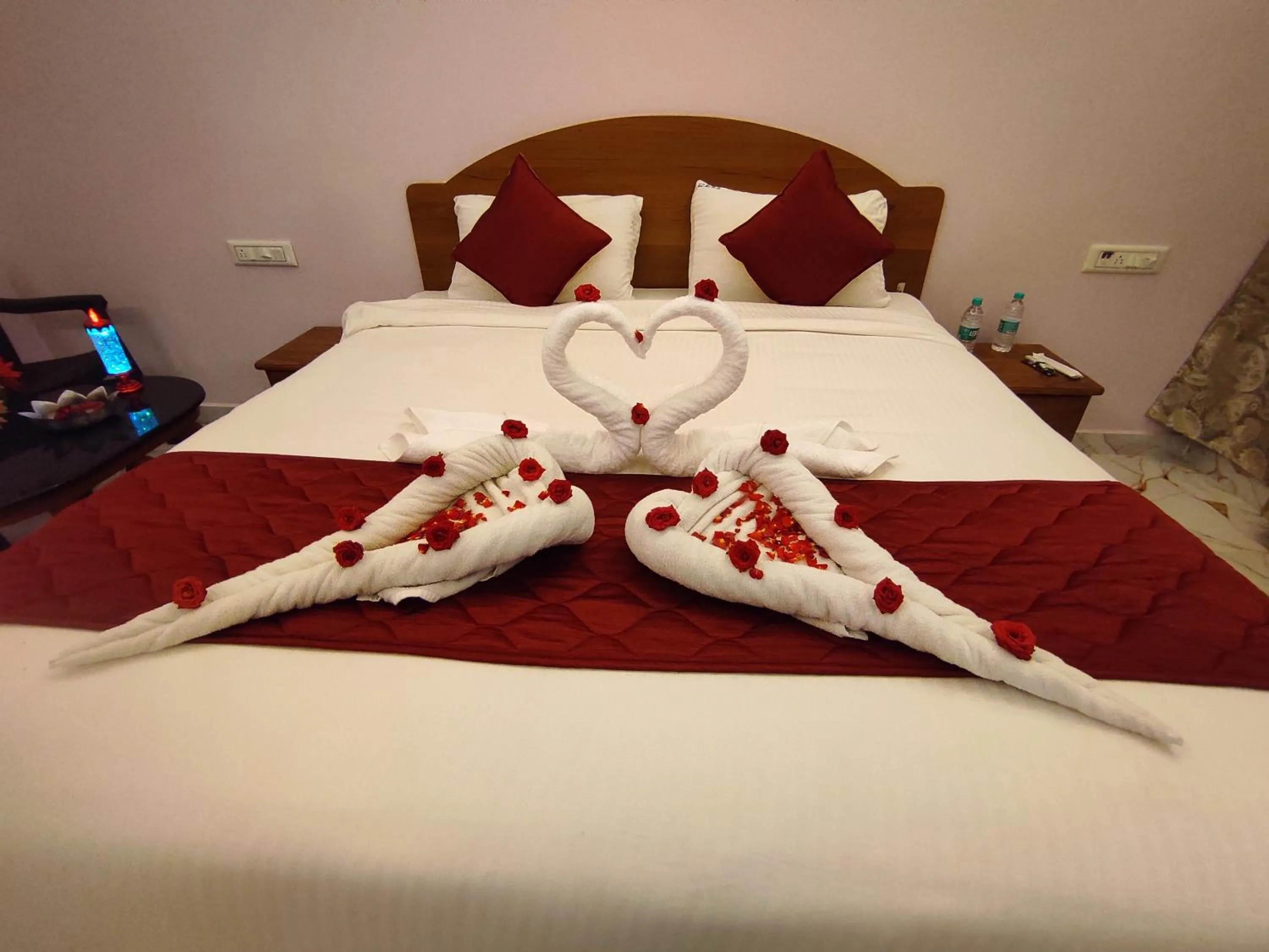 Bed in Sharma Jee Farm House Yercaud