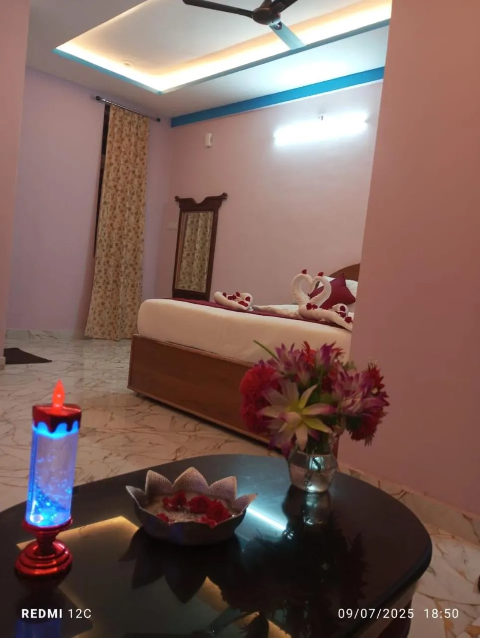 Bed in Sharma Jee Farm House Yercaud