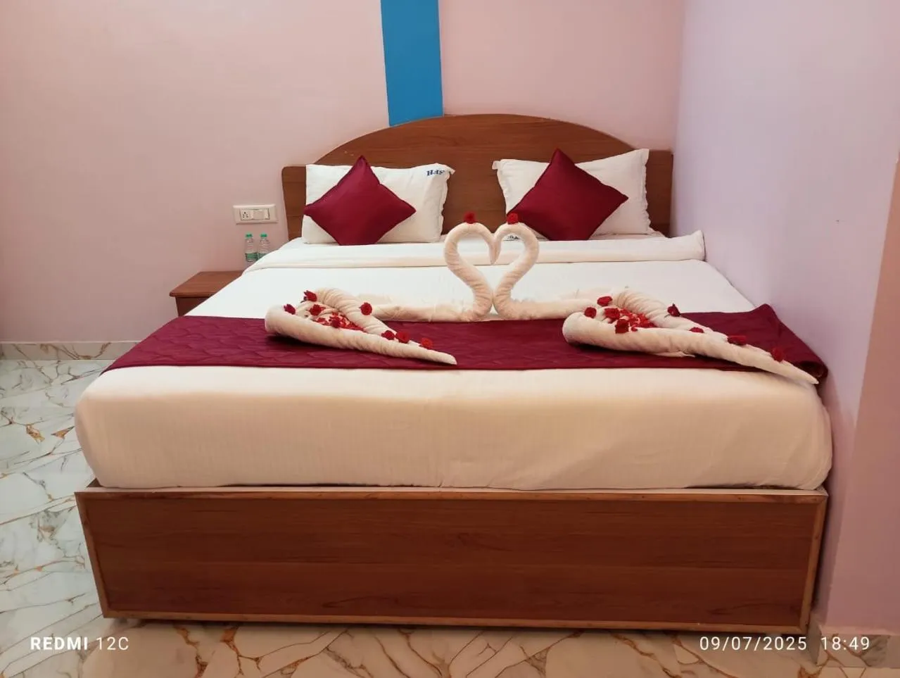 Bed in Sharma Jee Farm House Yercaud