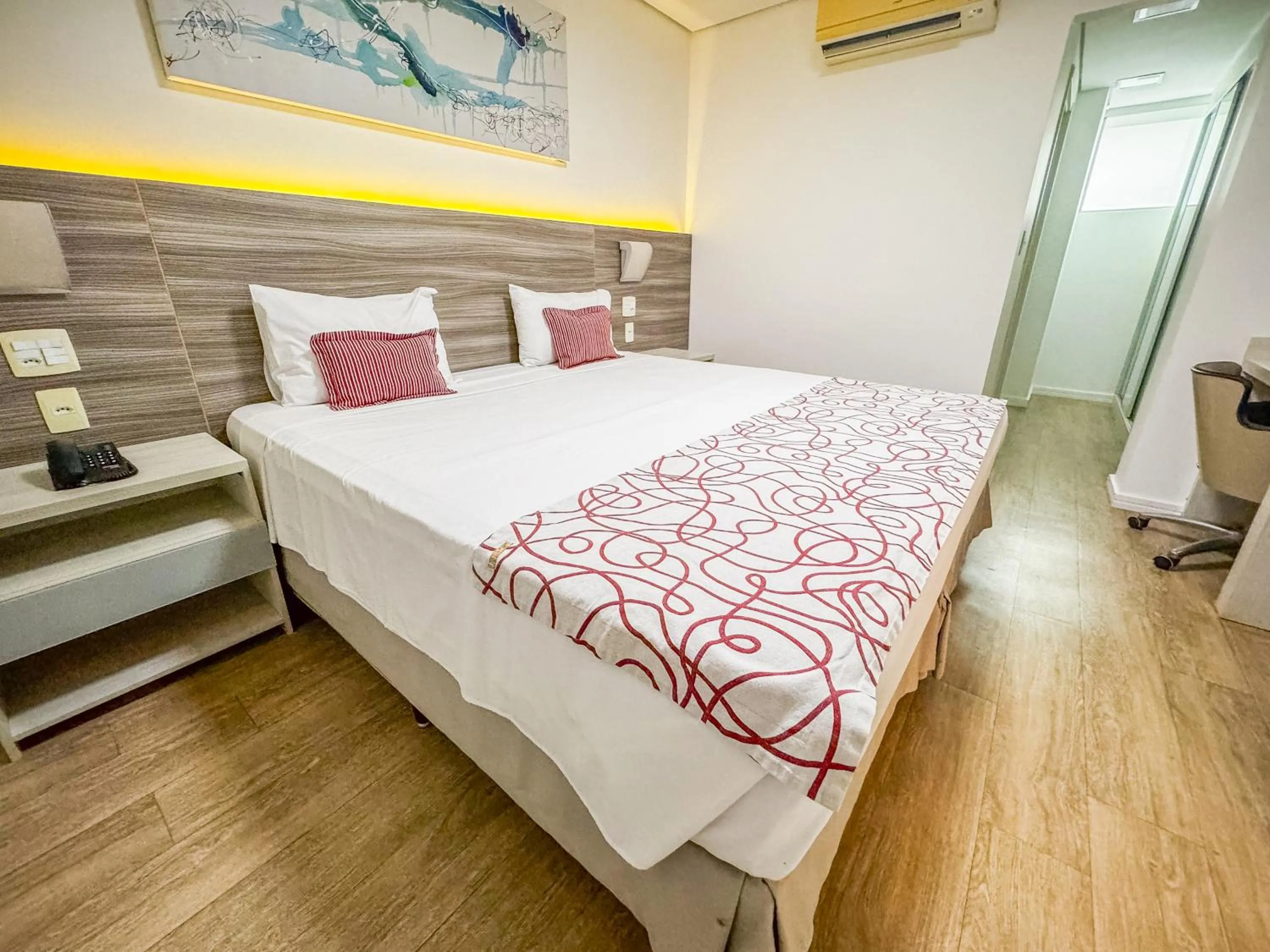 Bed in IT Itabira Hotel