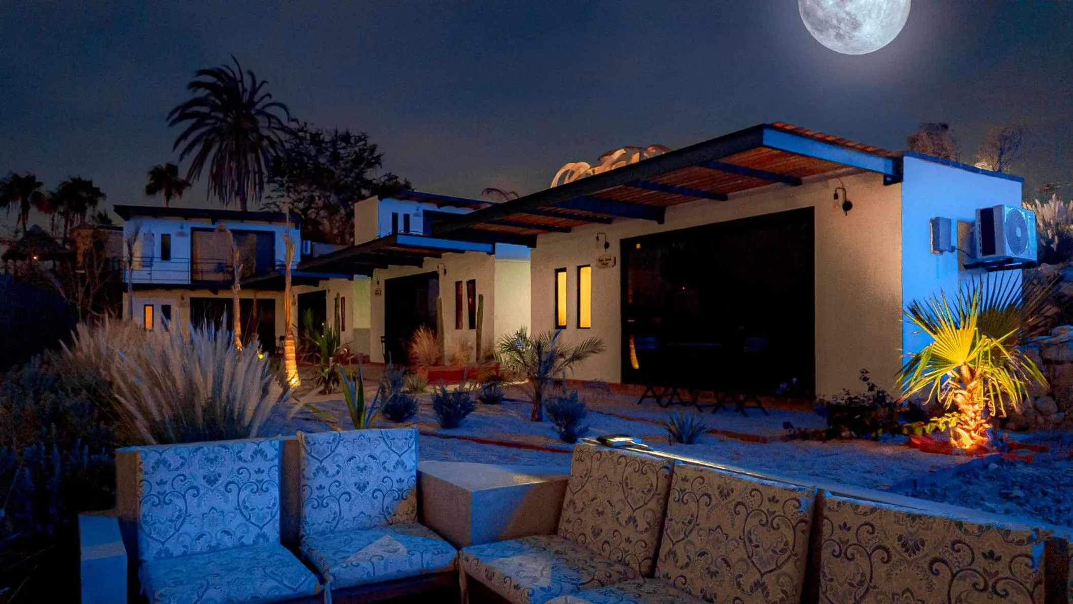 Patio in InHouse Glamping Hotel La Paz