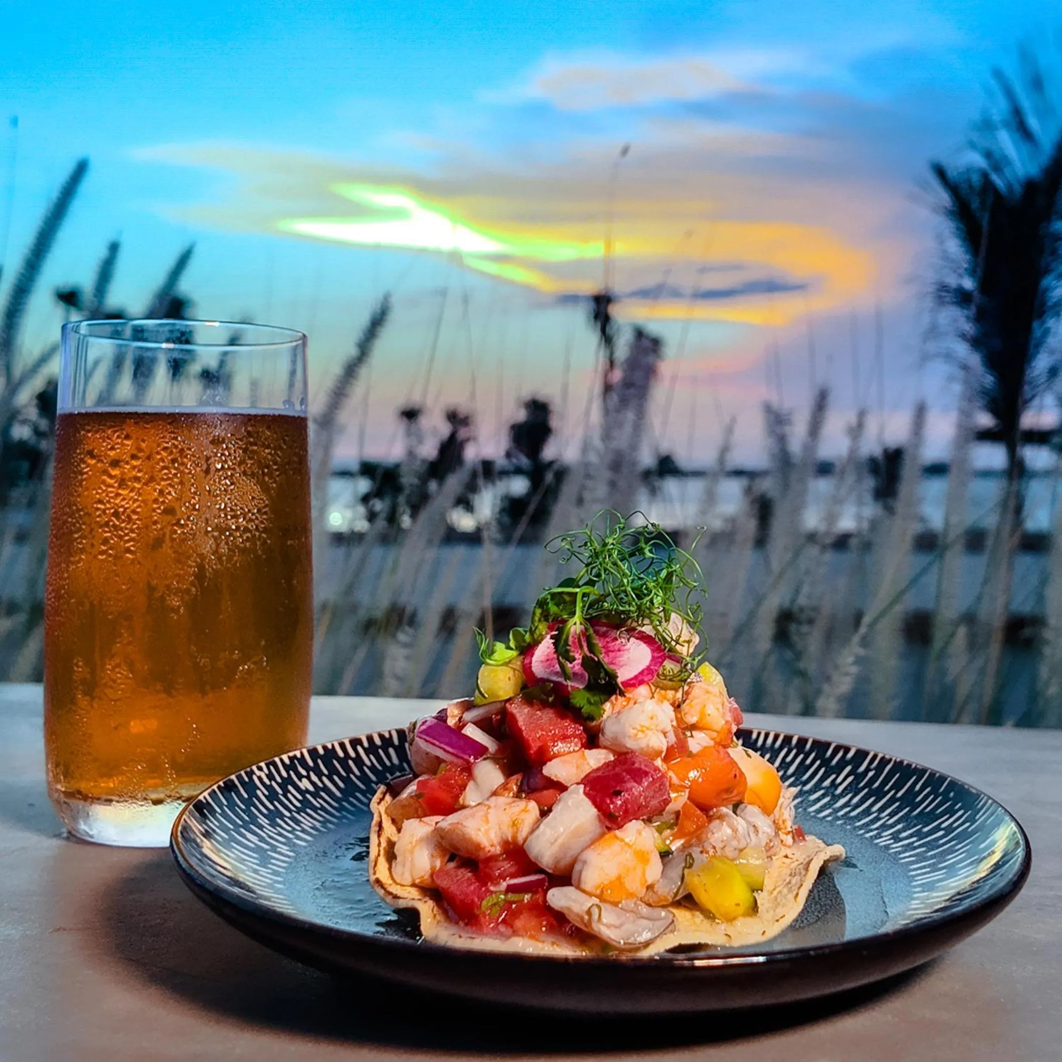 Food and drinks in InHouse Glamping Hotel La Paz